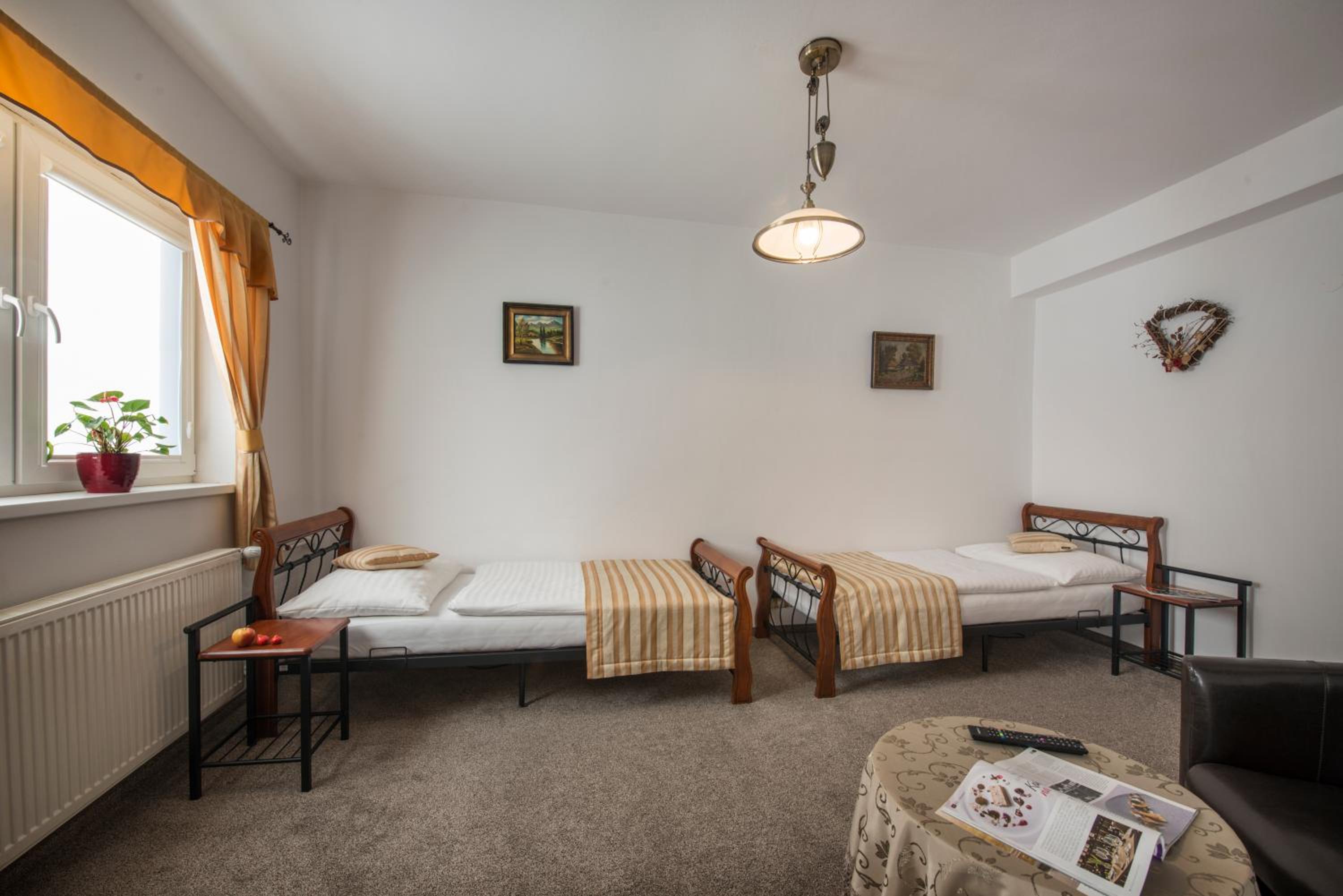 Two-Bedroom Apartment With Garden View photo 3
