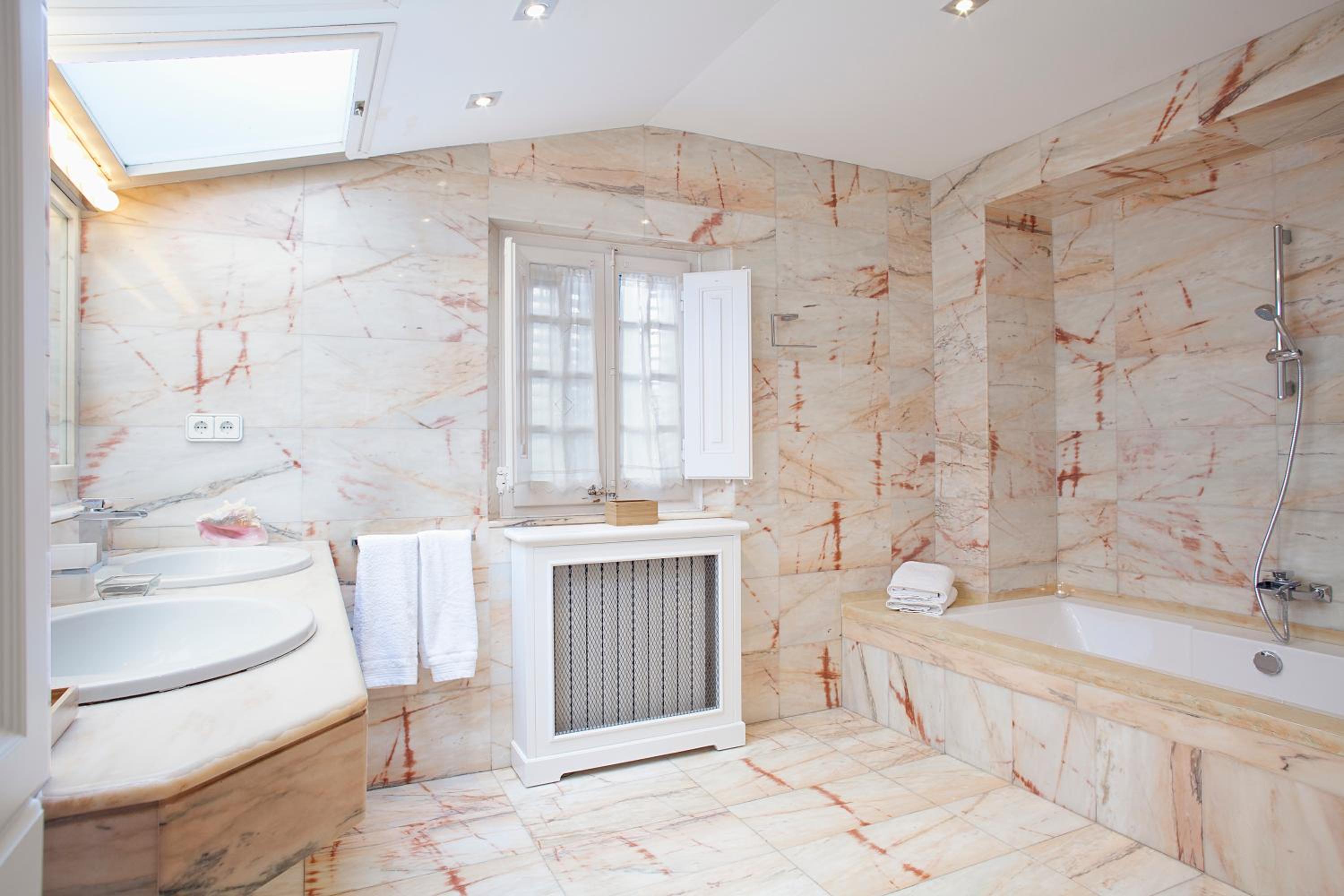 Villa photo 2