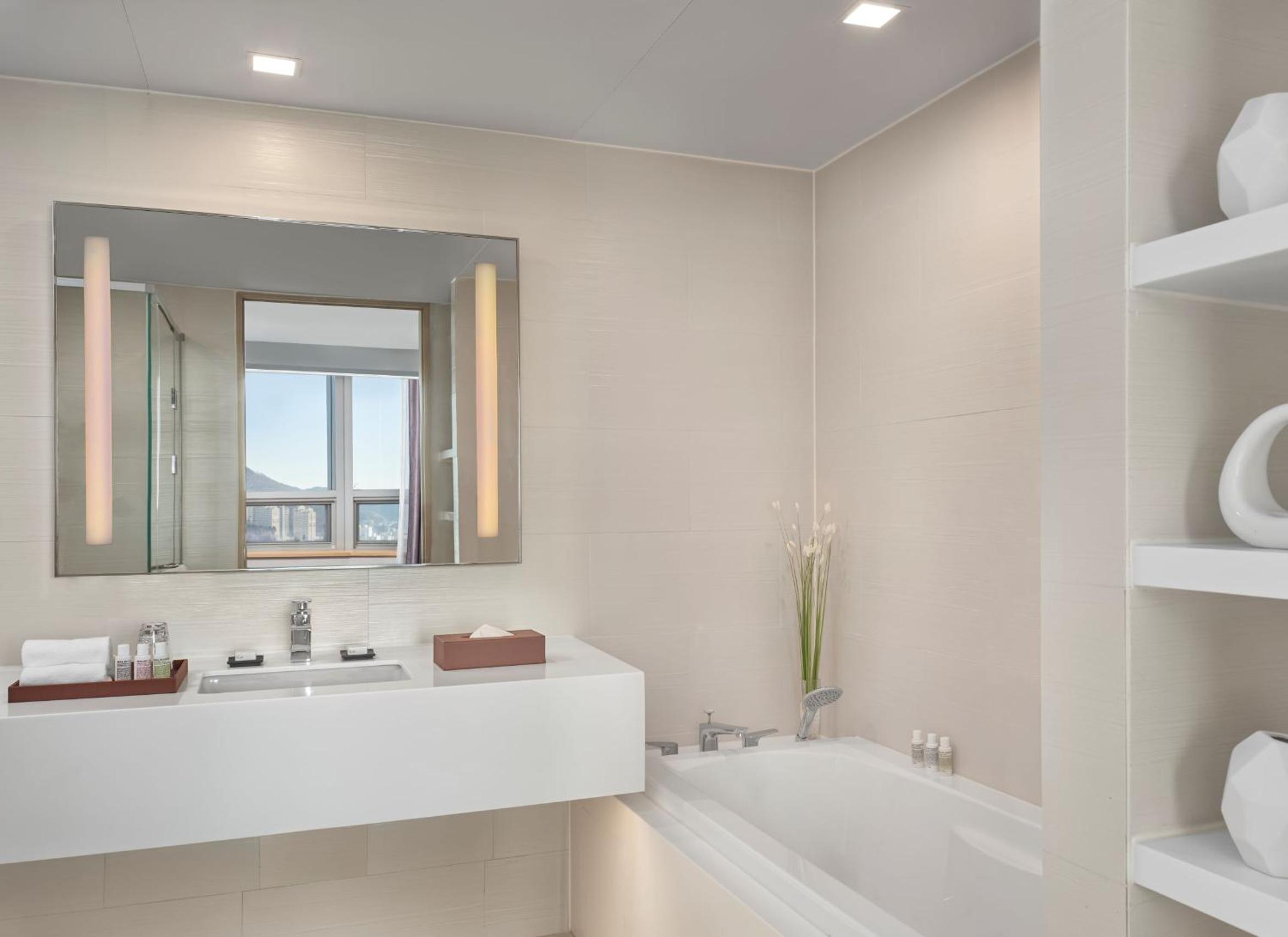 Premier Double Room - Photo 3