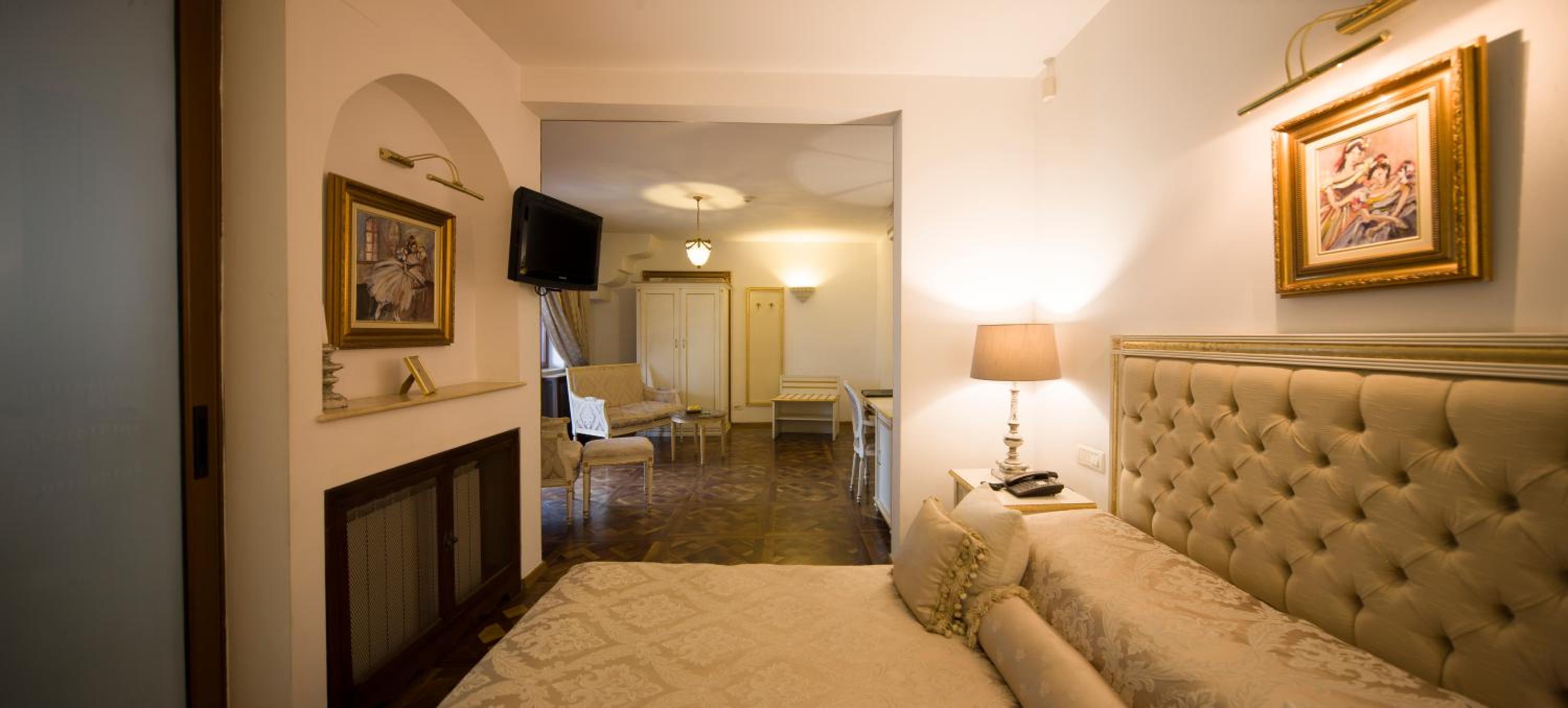 Premium Double Room photo 2