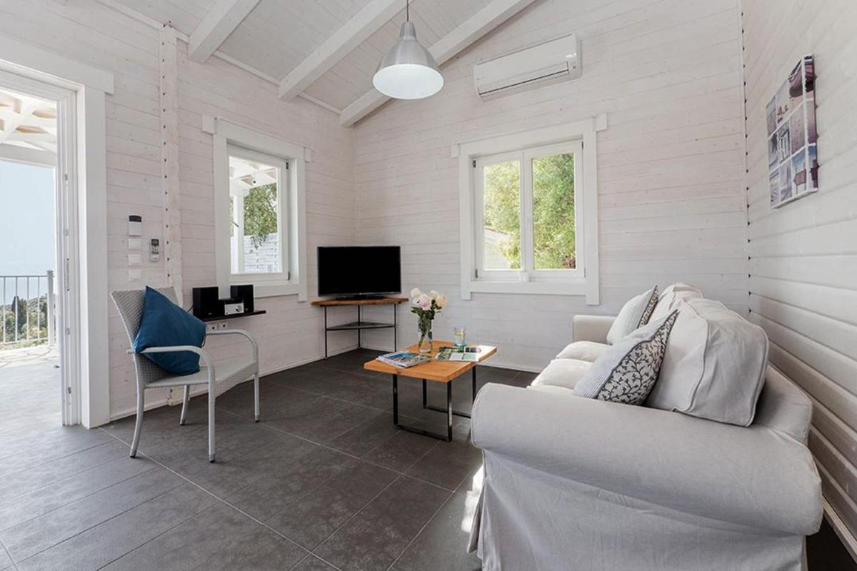 One-Bedroom Villa