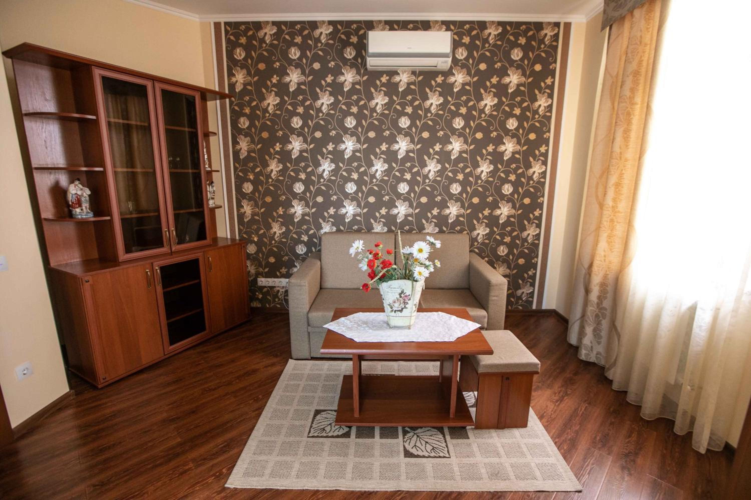 One-Bedroom Suite photo 3