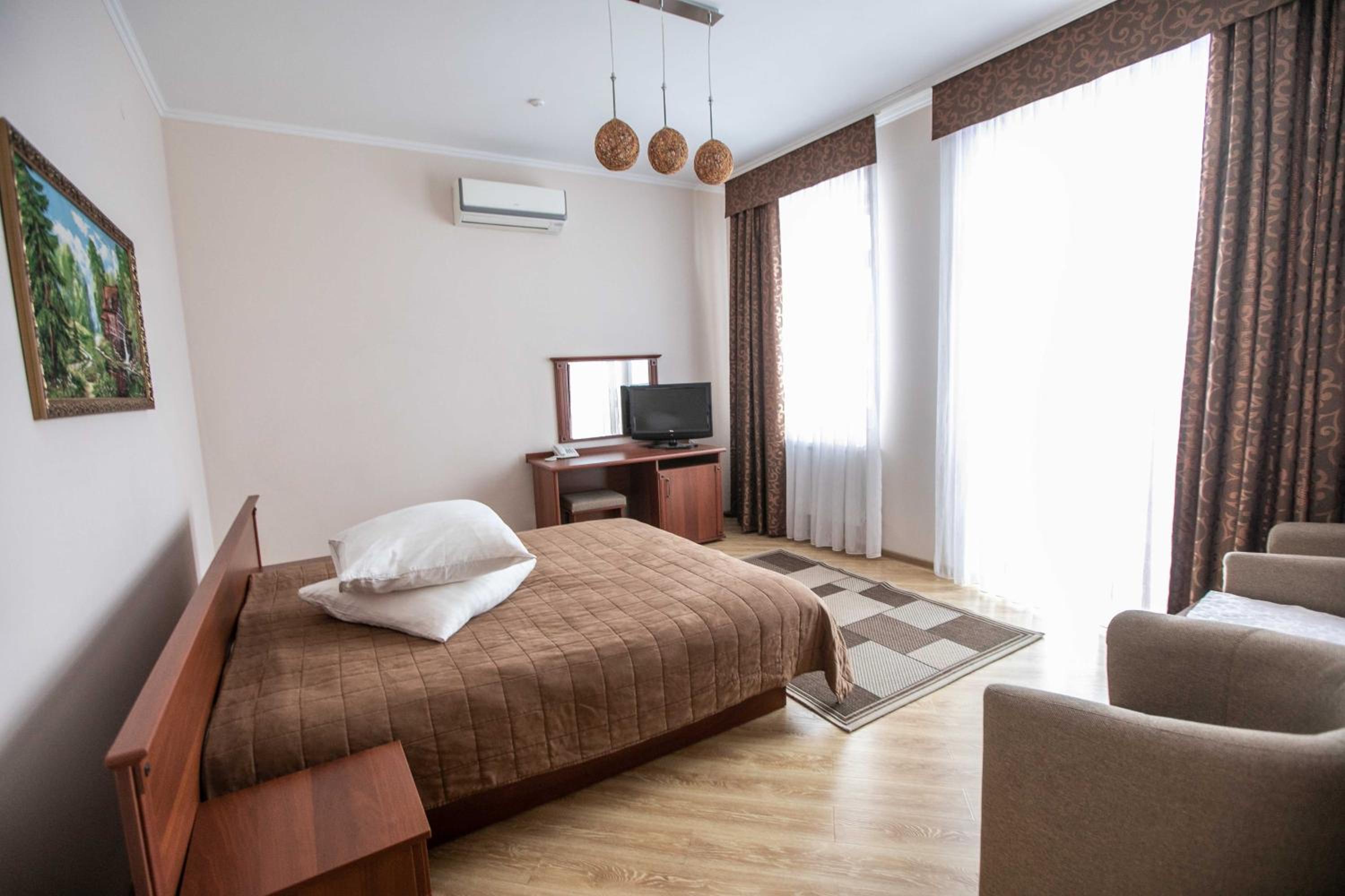 Standard Double Room photo 2