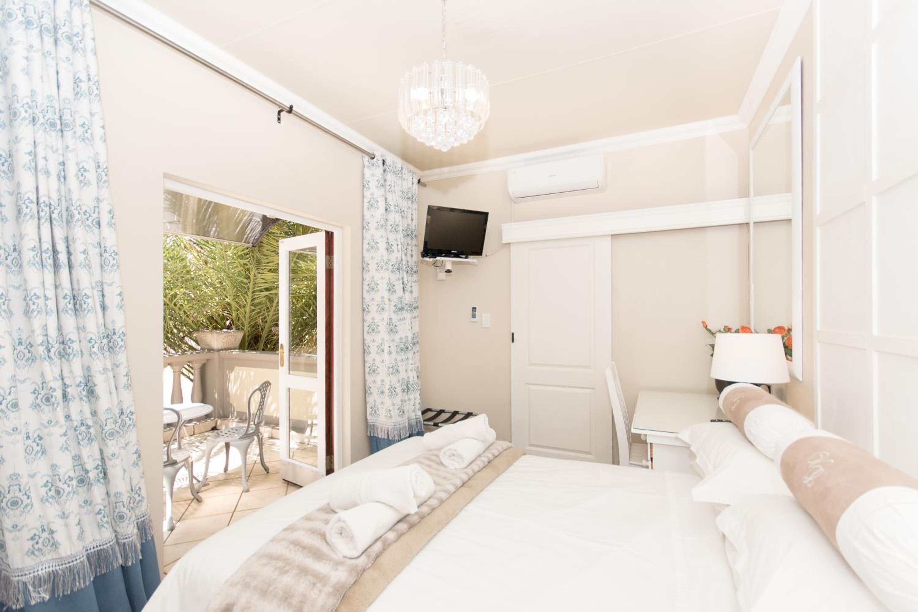 Double Room photo 3