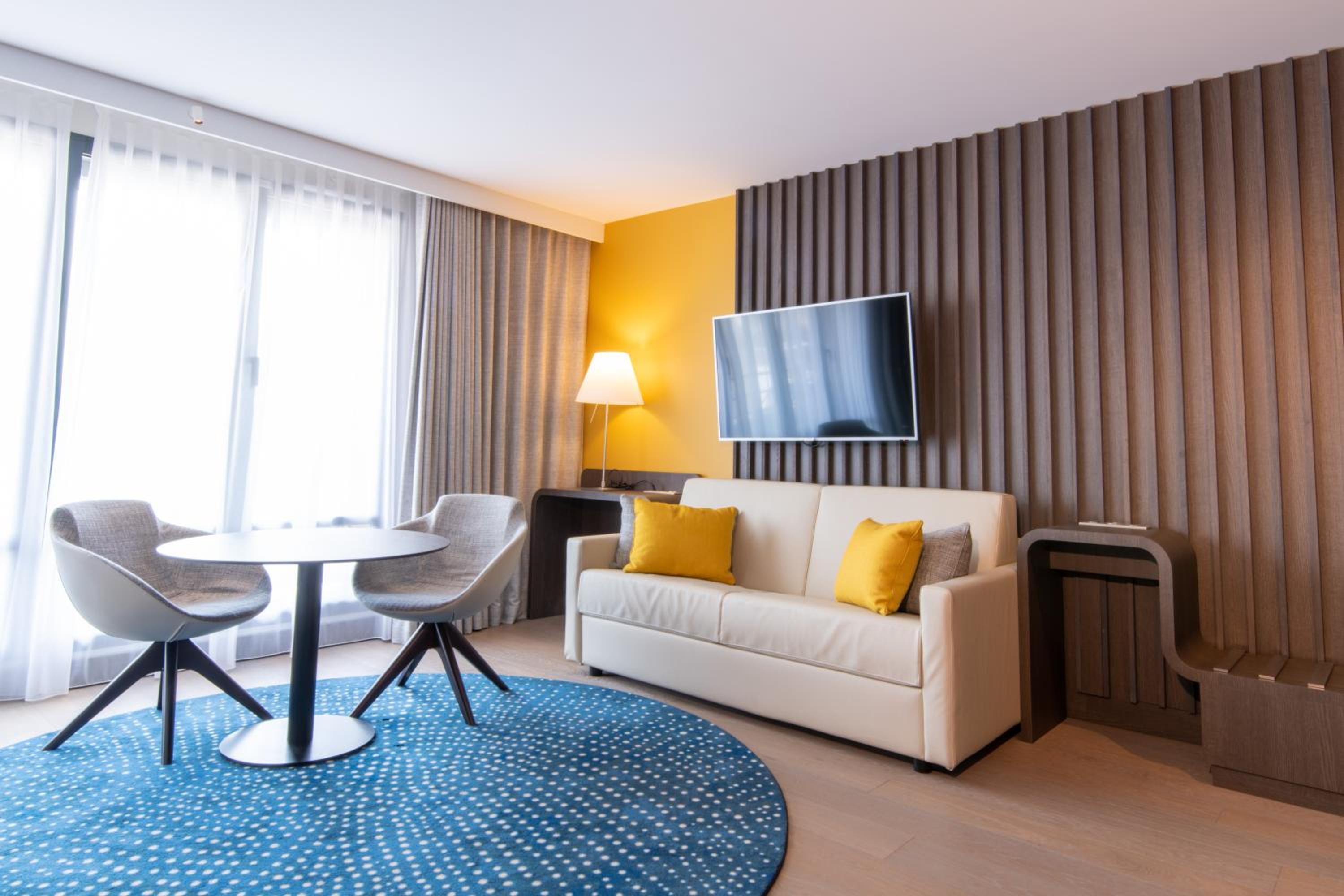 Privilege Twin Room - Photo 2