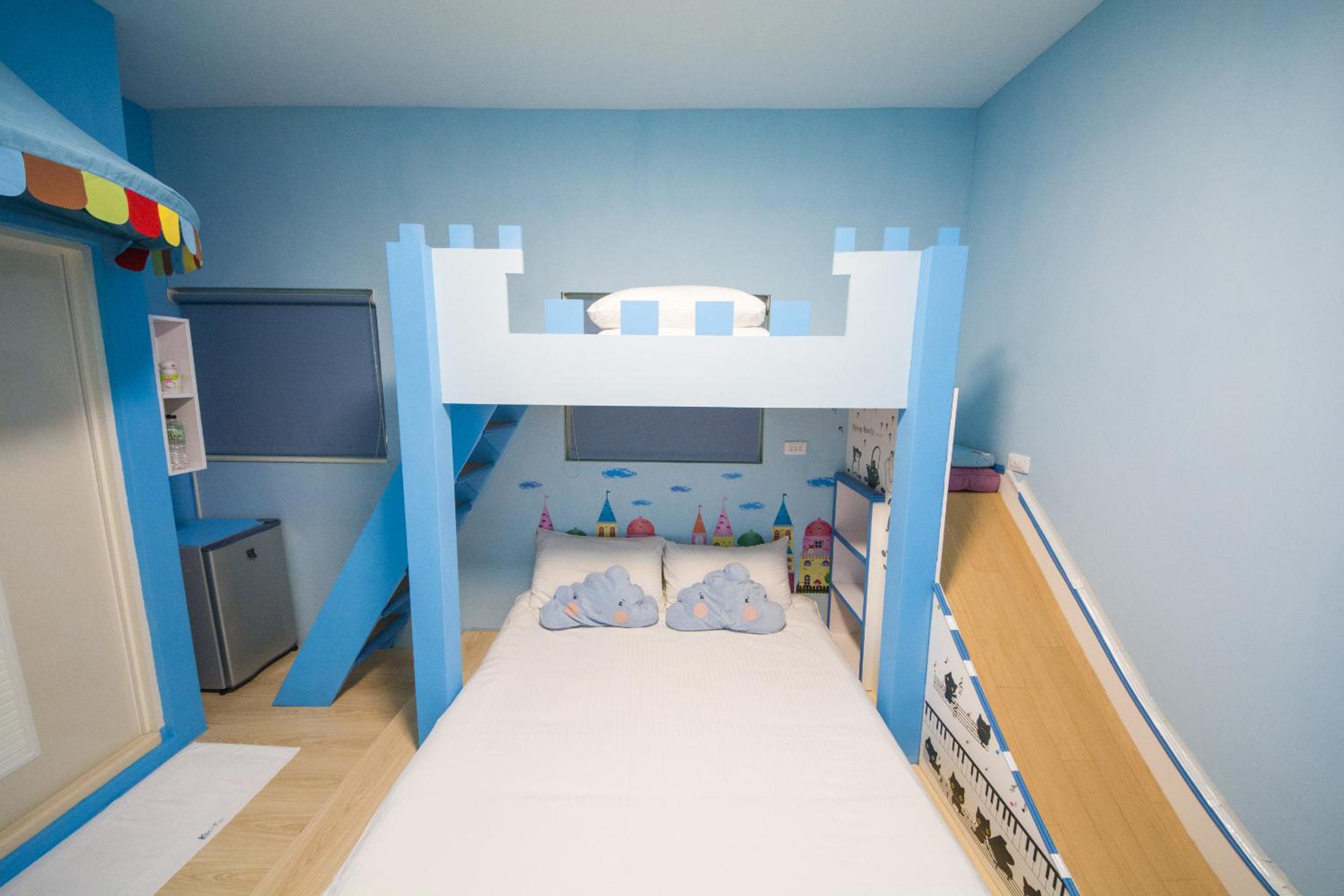 Small Double Room - Photo 6