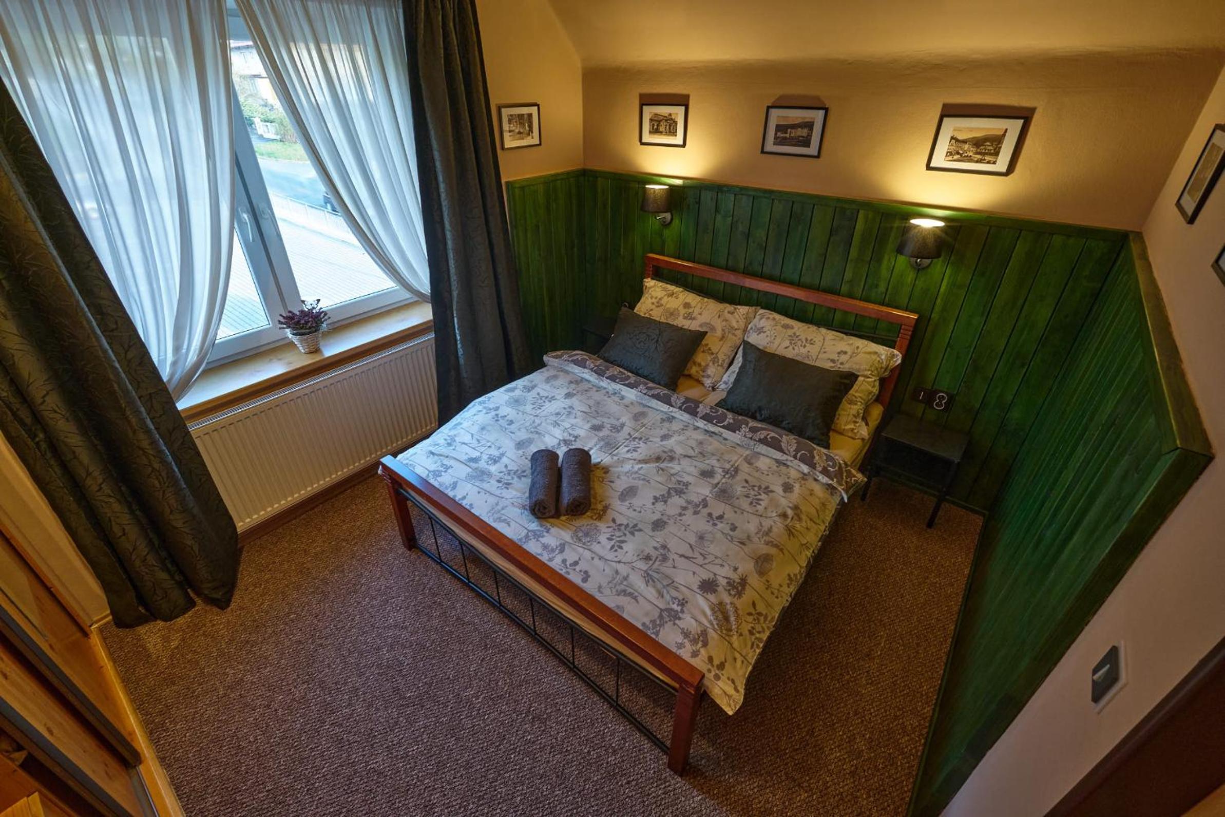 Three-Bedroom Apartment photo 2