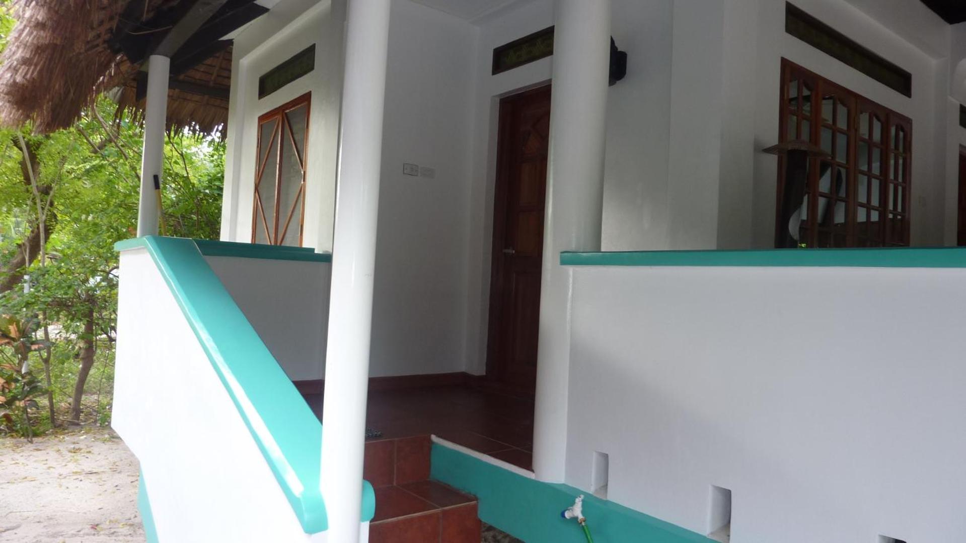 Comfort Triple Room - Photo 21