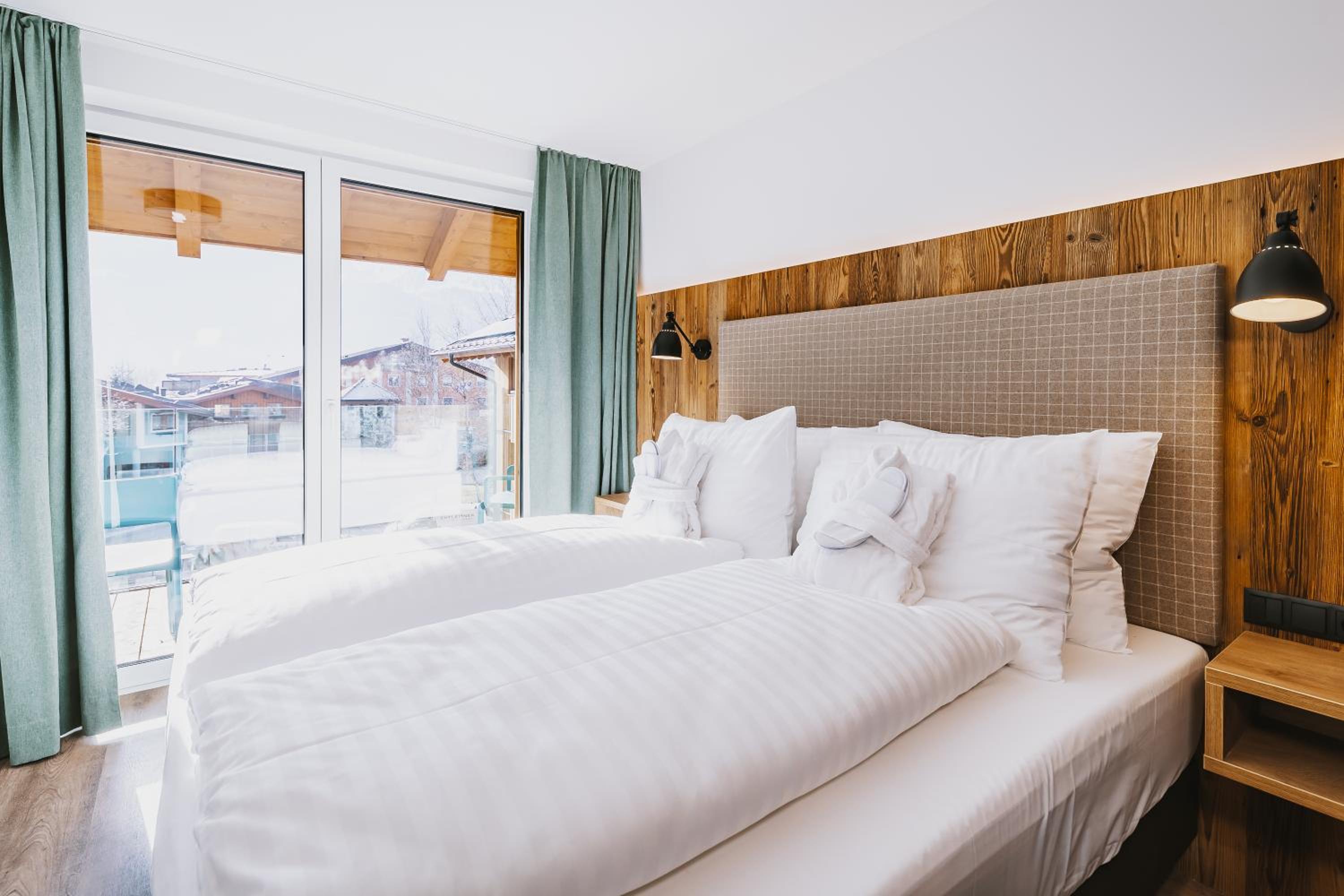 Two-Bedroom Suite with Sauna - Photo 6