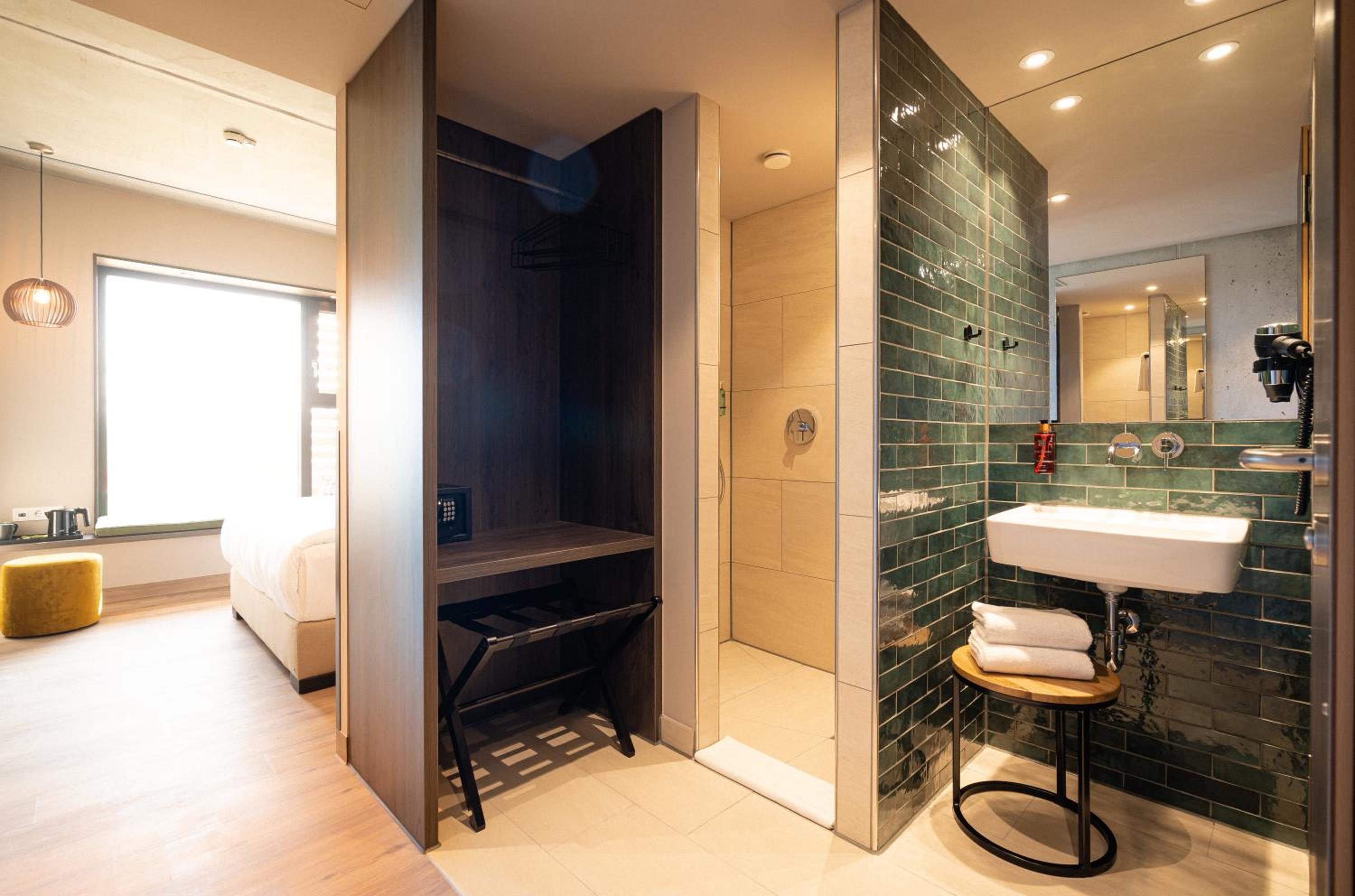 Superior Double Room - Photo 2