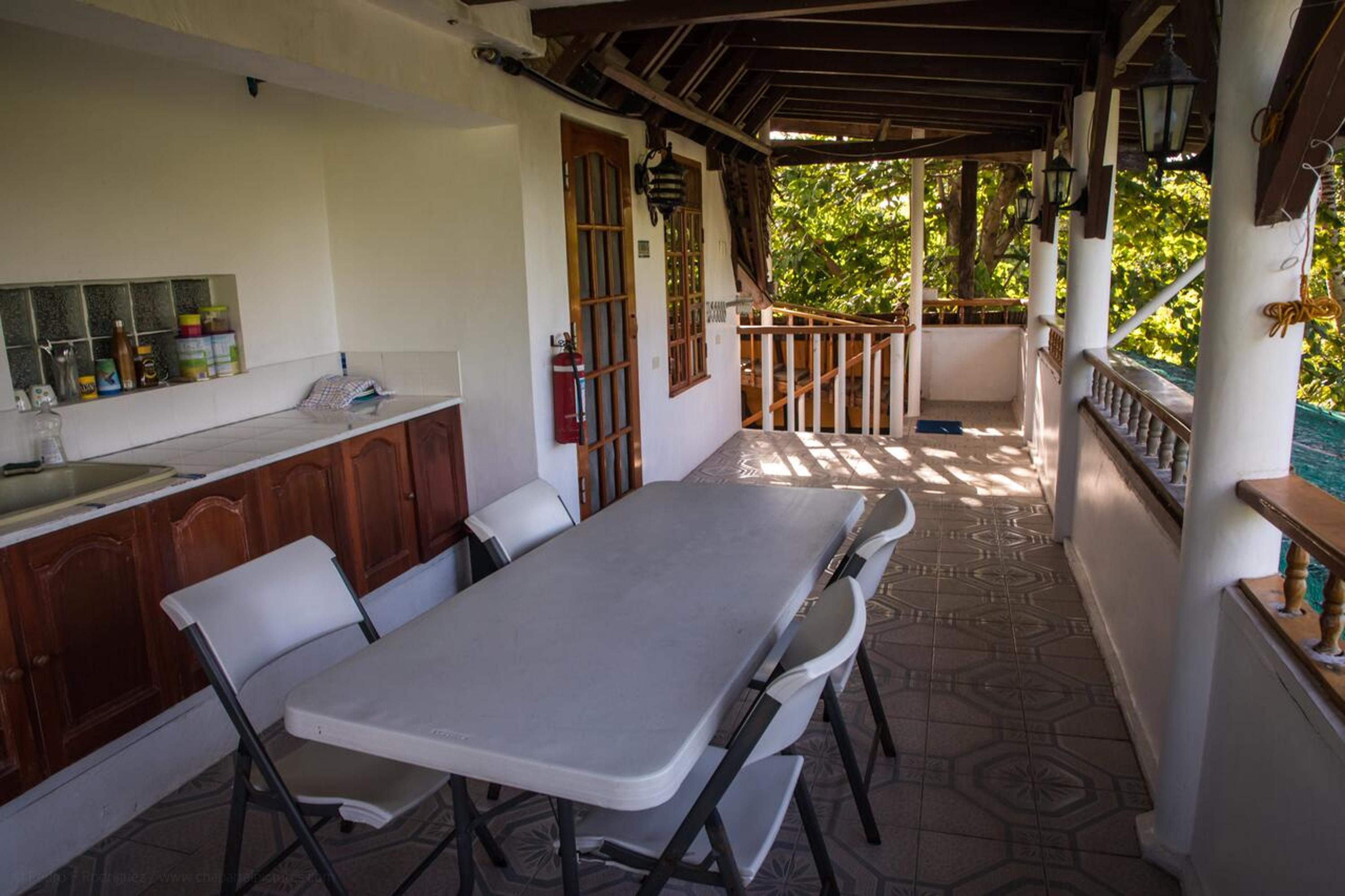 Family Room with Terrace - Photo 15