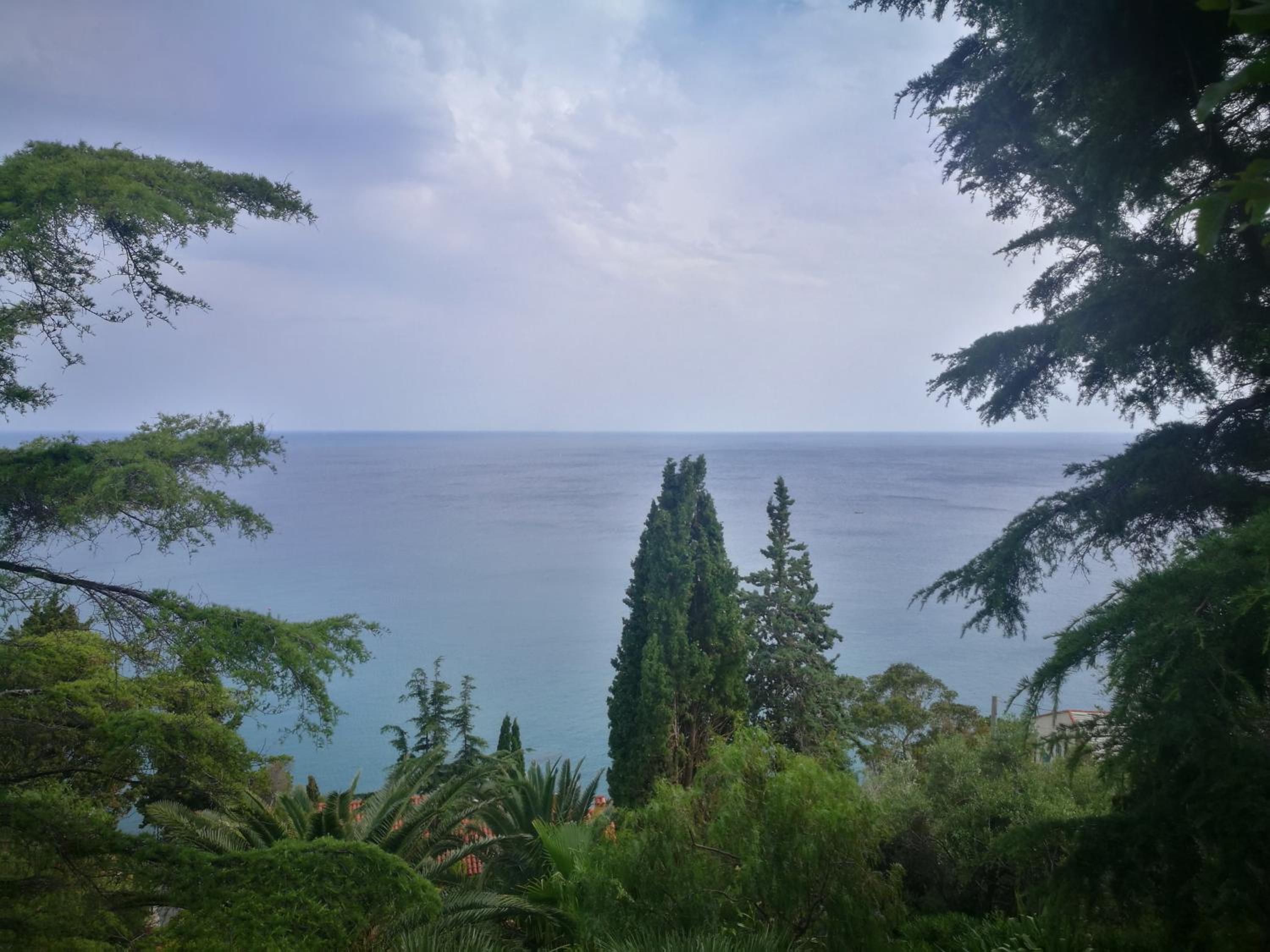 Apartment with Sea View - Photo 6