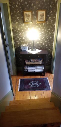 Family Room with Private Bathroom photo 3