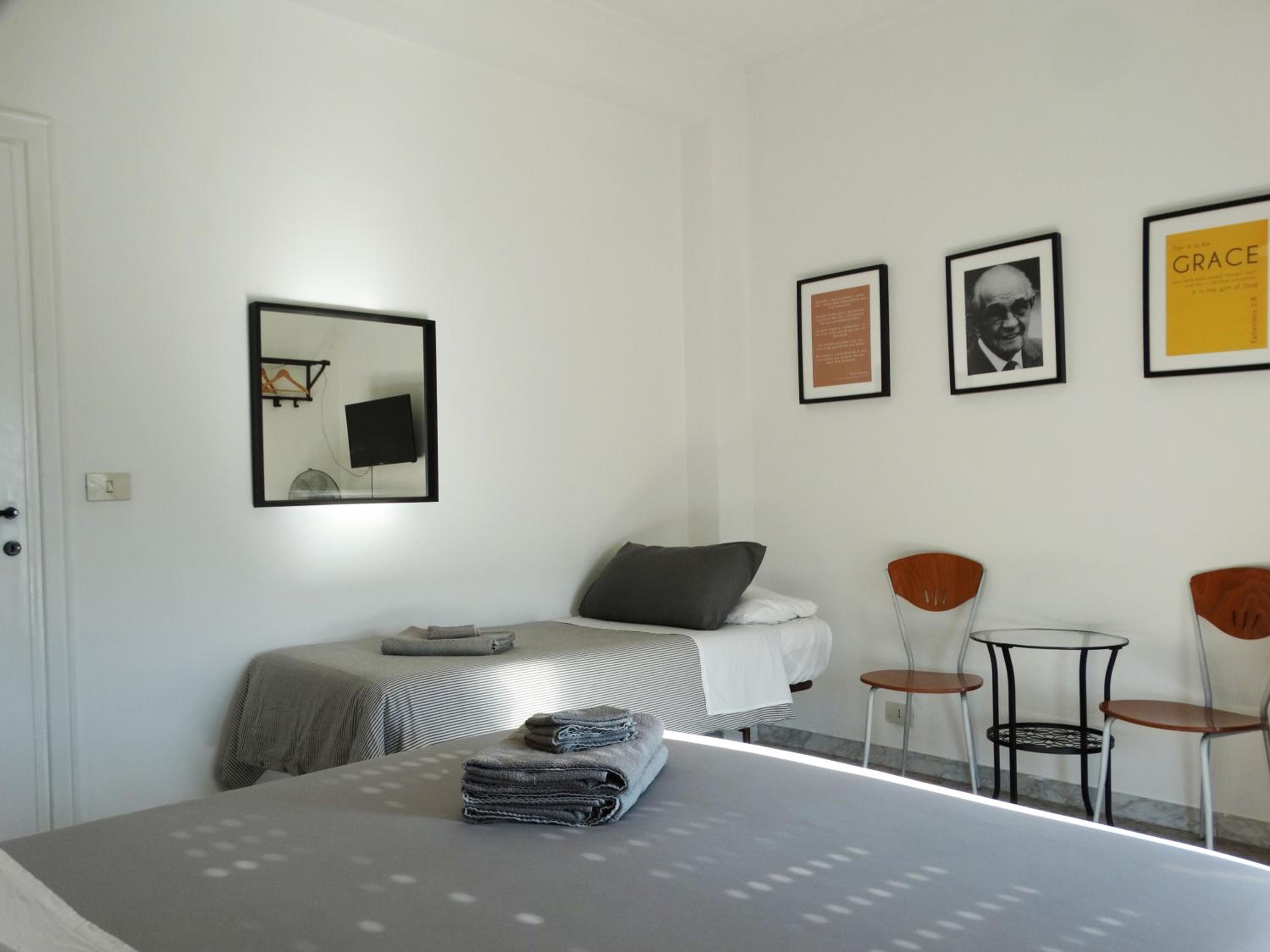Triple Room with Private External Bathroom photo 1