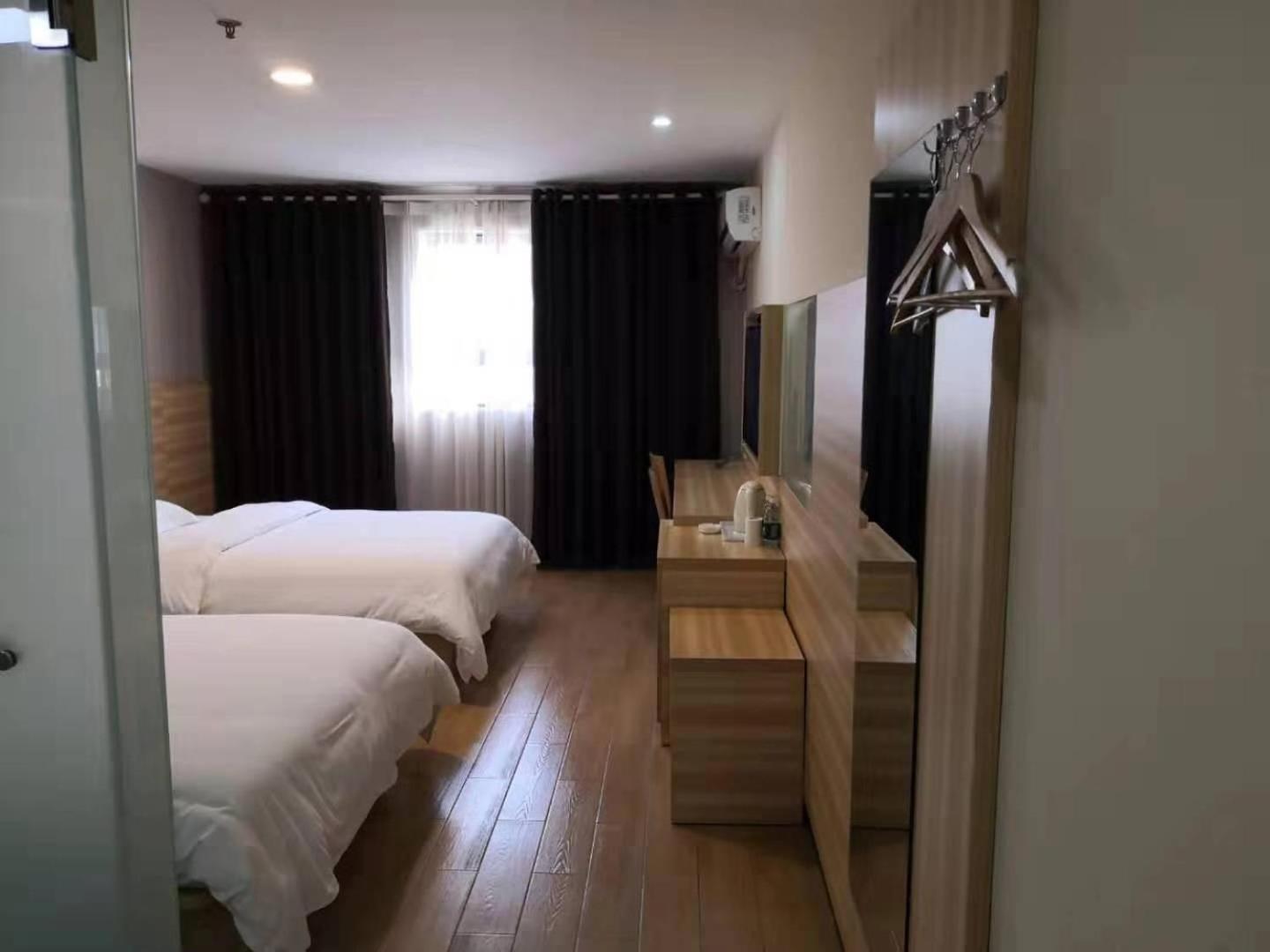 Comfortable Twin Room photo 2