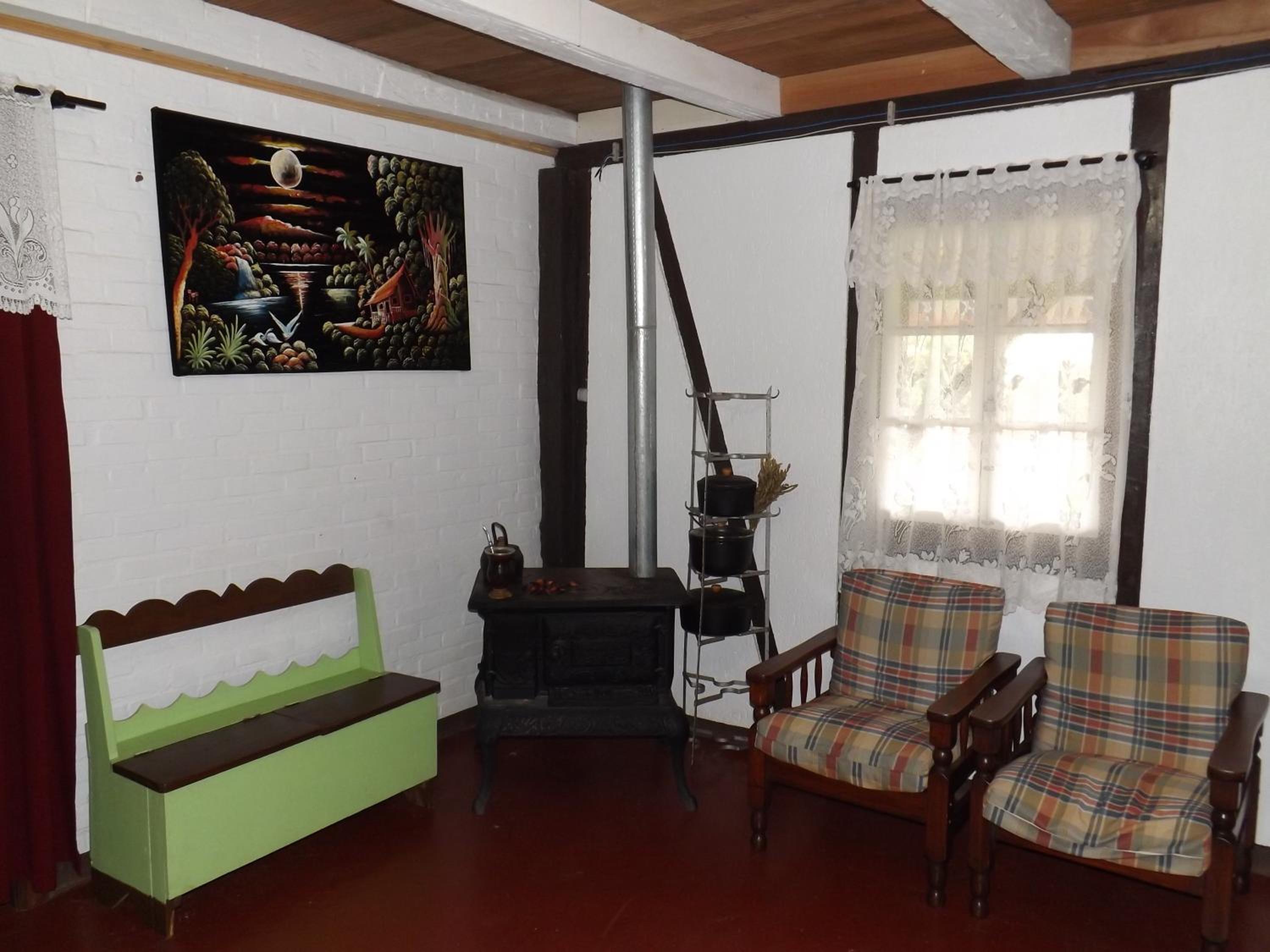 Standard Family Room photo 2