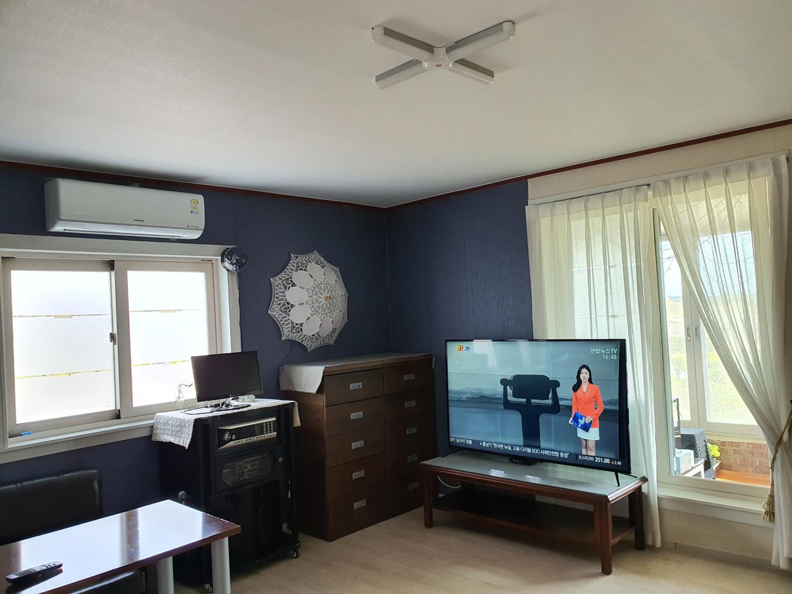 Family Room with Sea View photo 1
