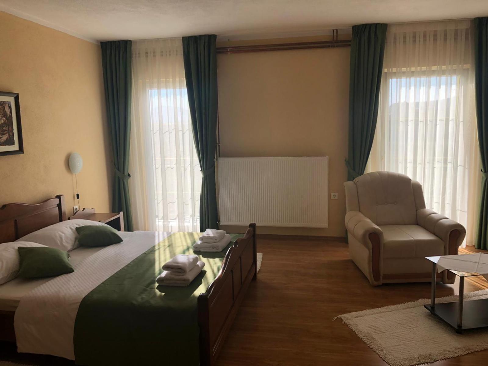 Executive Triple Room - Photo 13