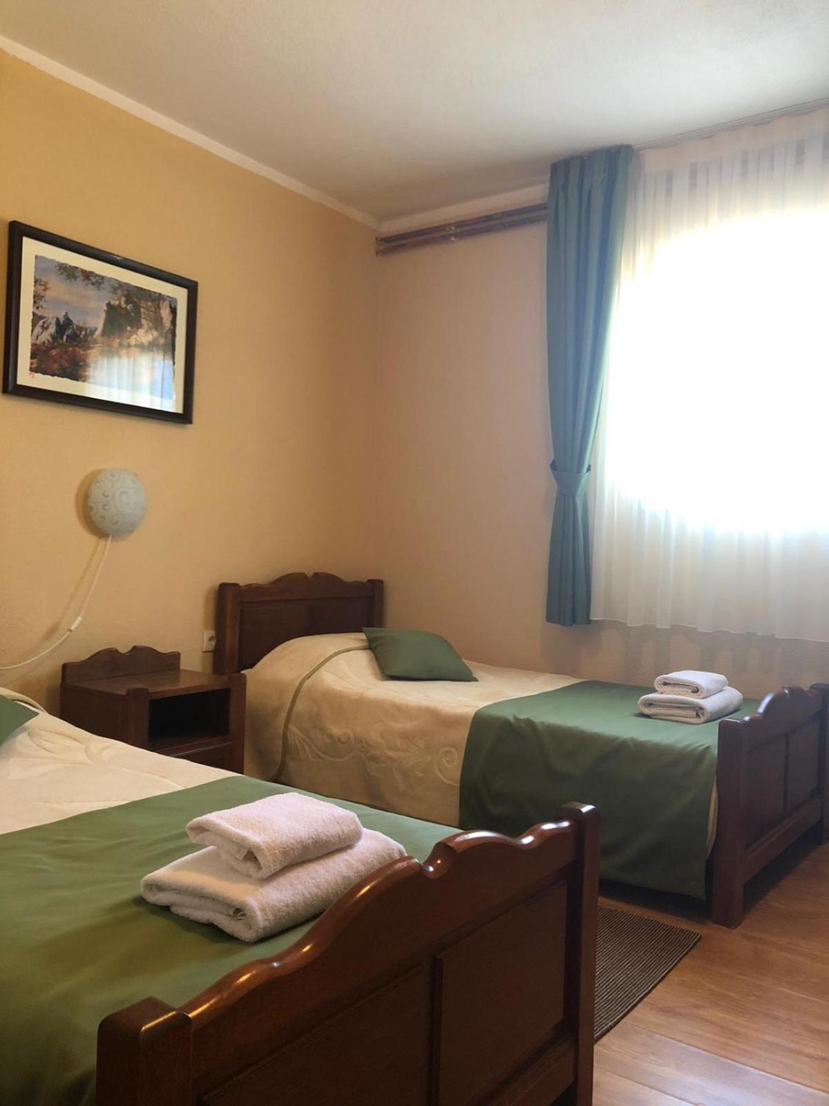Twin Room - Photo 1