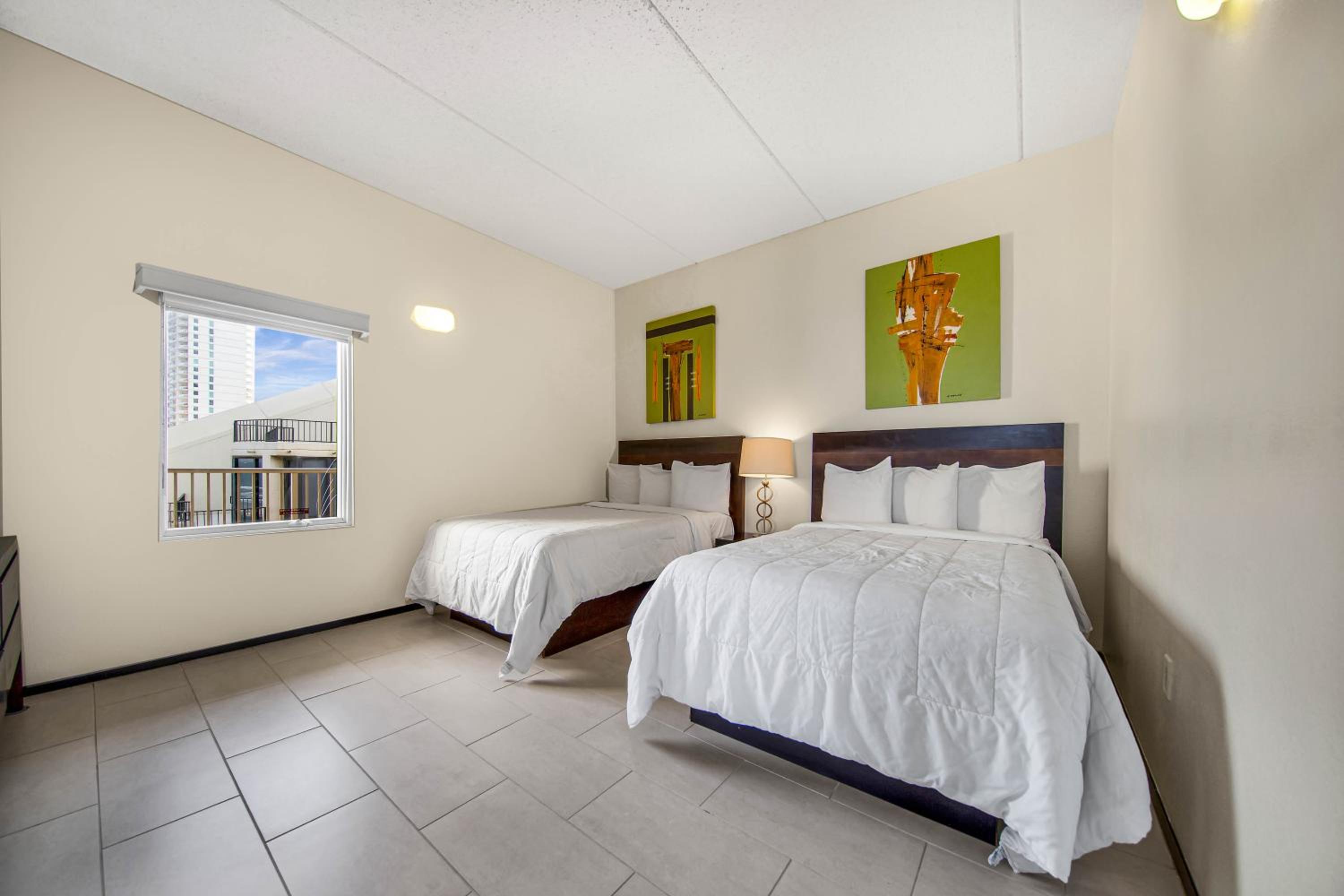 Two-Bedroom Apartment - Photo 3