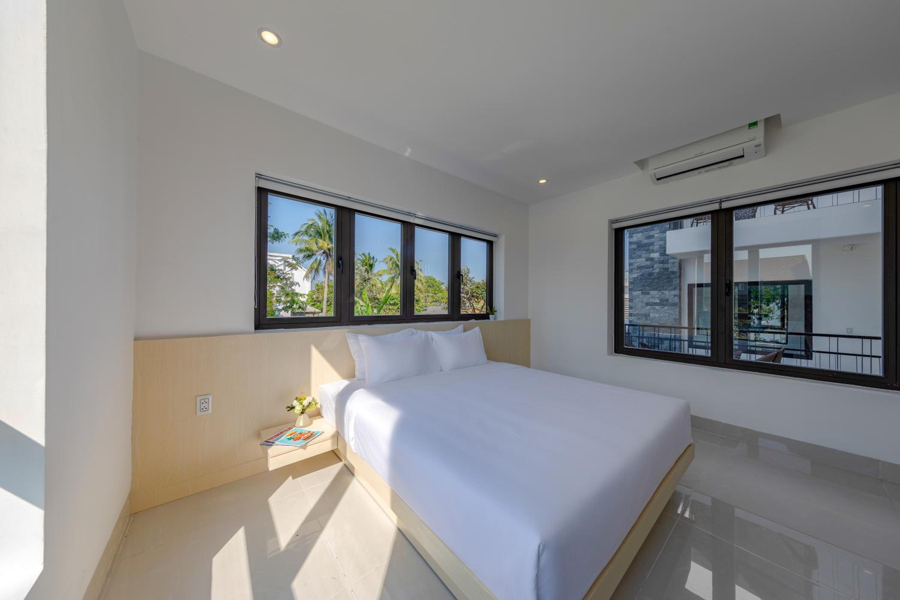 Double Room with Garden View - Photo 10