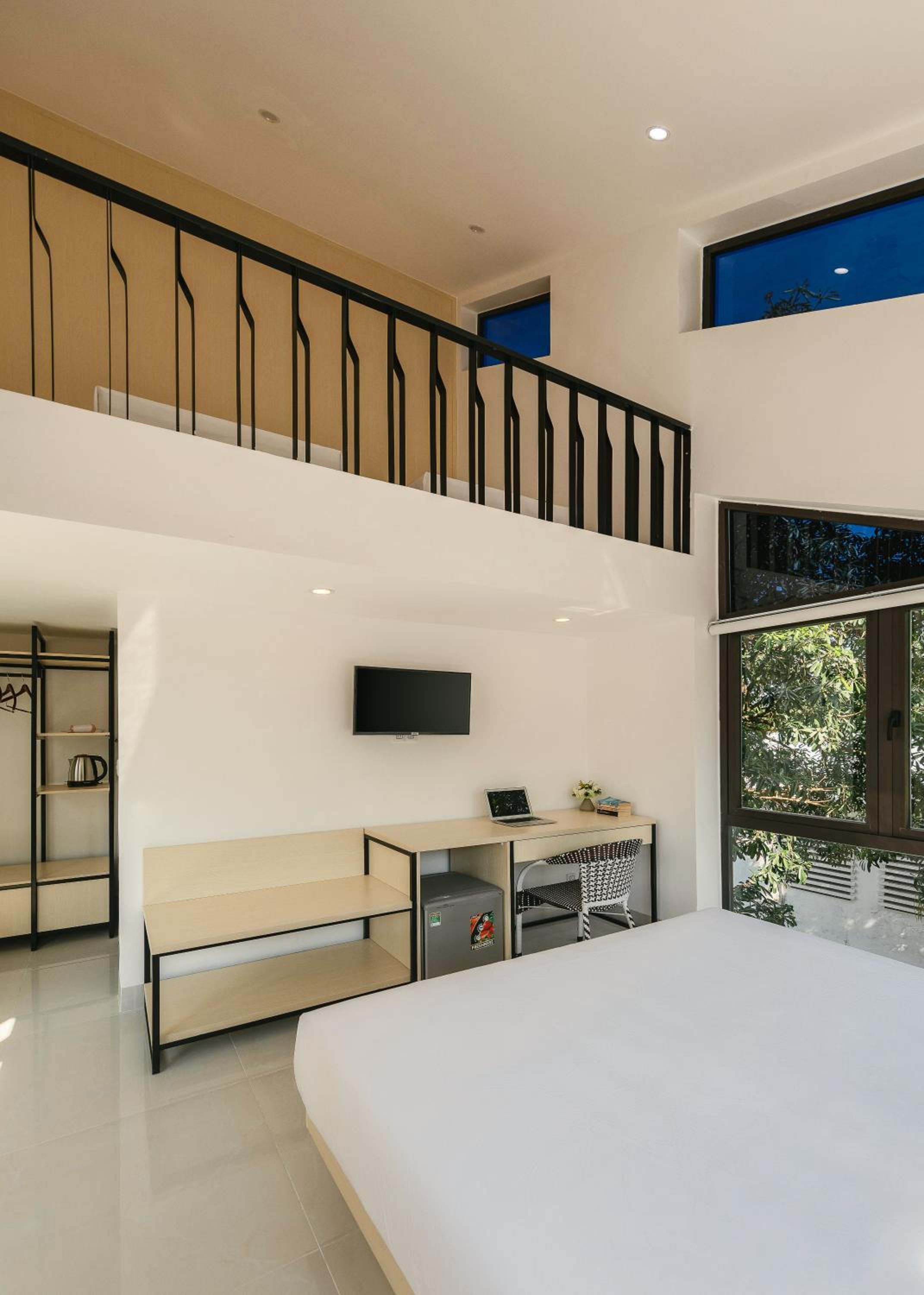 Deluxe Family Room