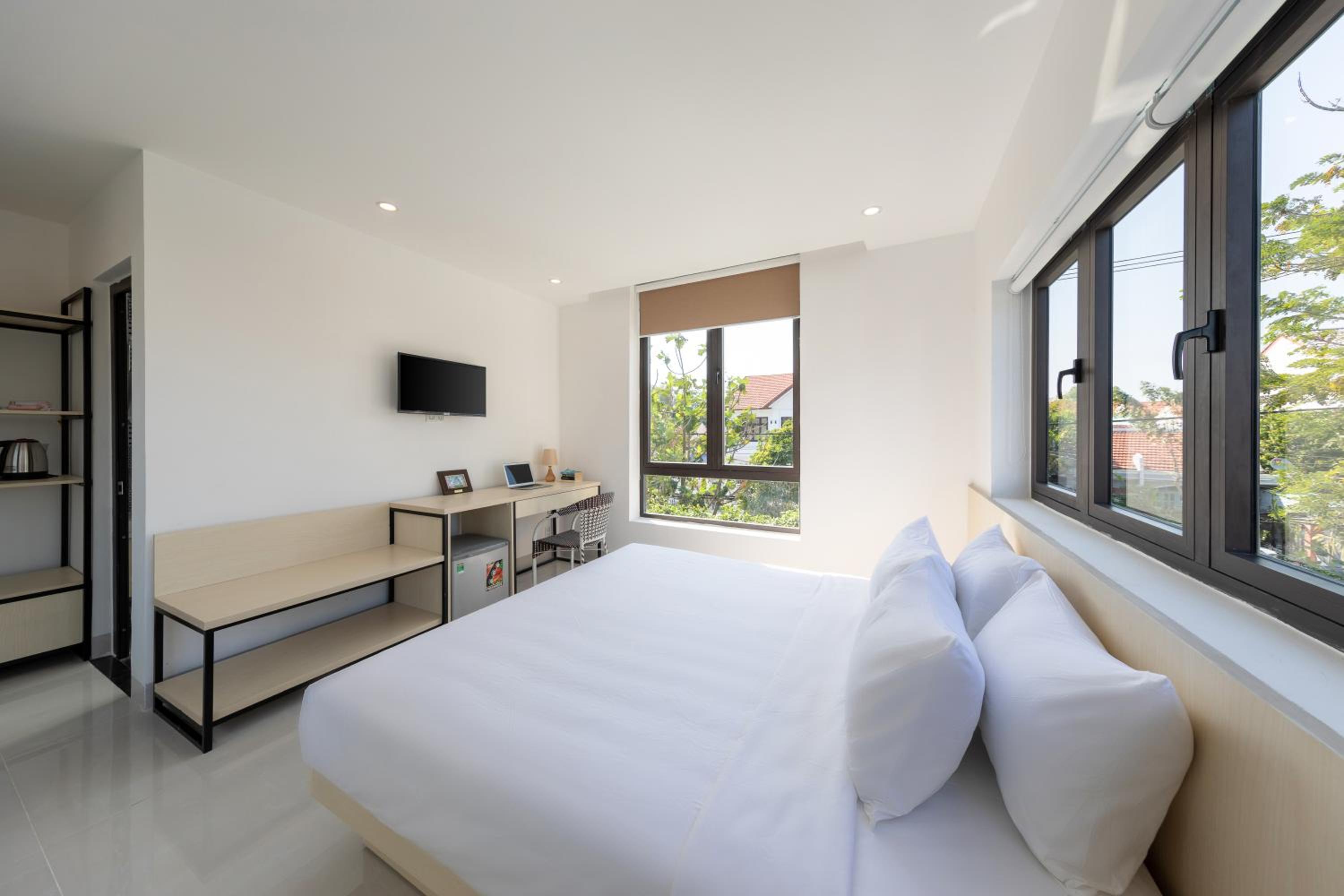 Double Room with Garden View - Photo 29