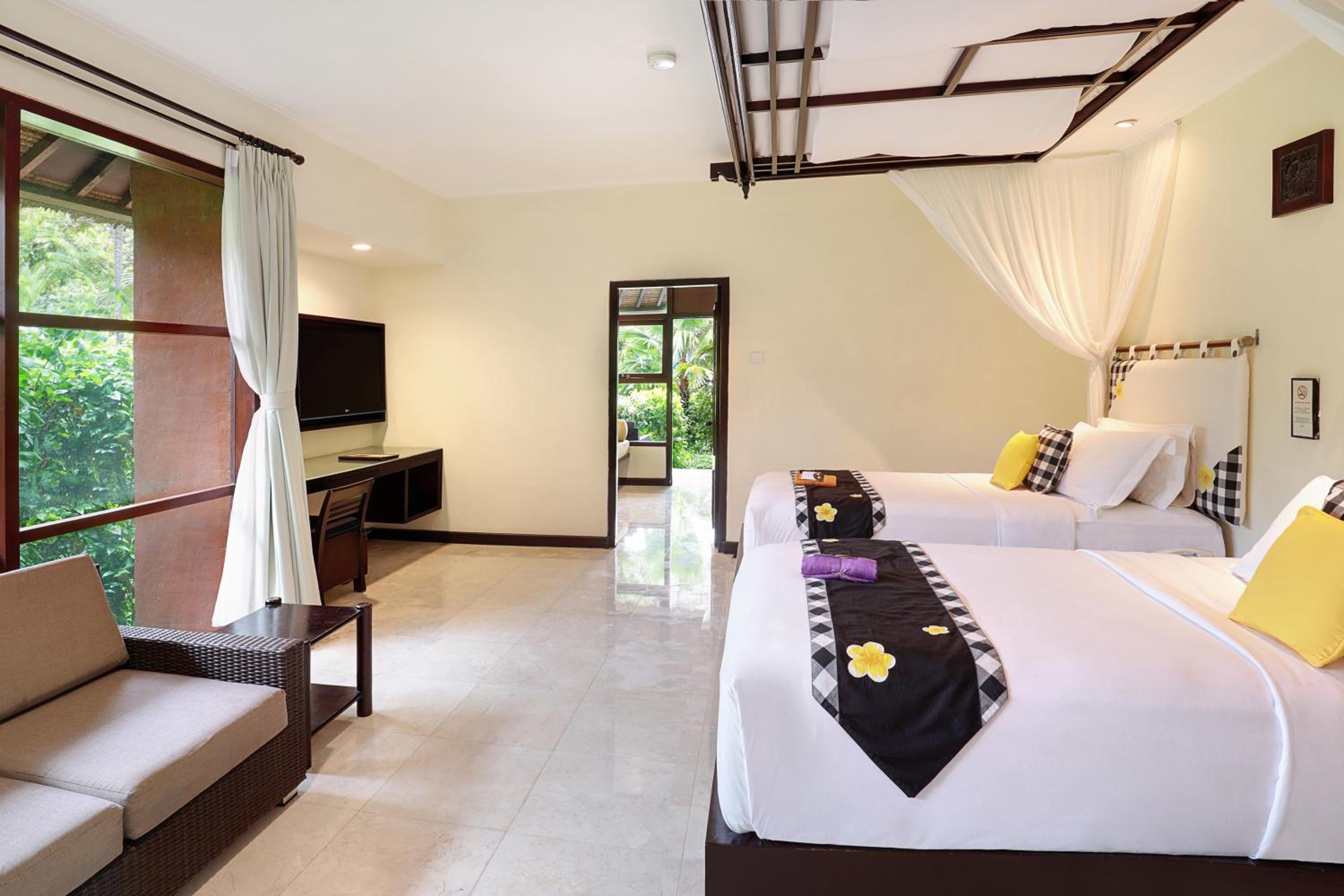 Deluxe Beach Bungalow - Photo 6