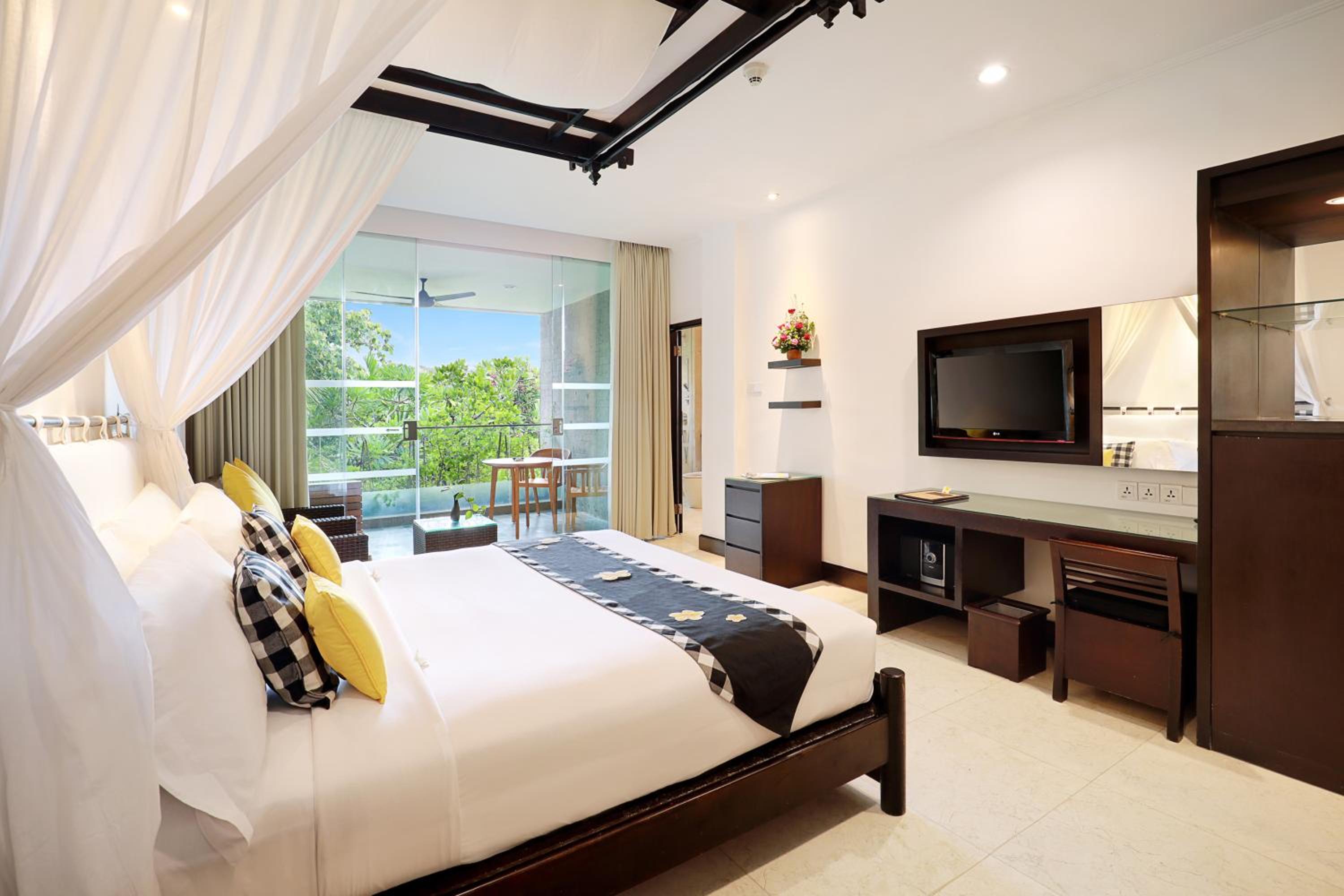 Deluxe Legian Room - Photo 1