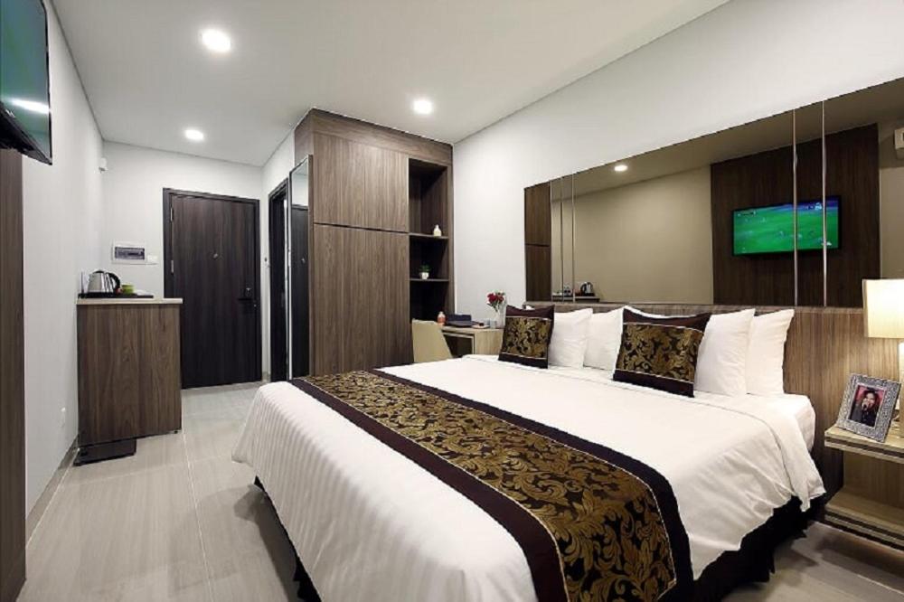Deluxe Double Room with Landmark 81 view photo 2