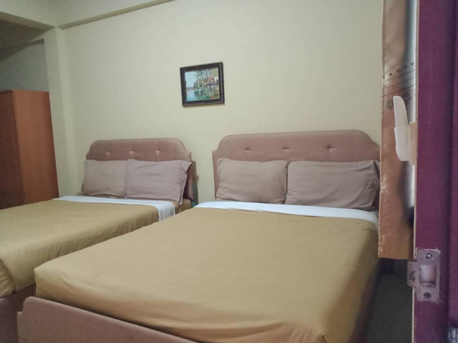 Quadruple Room - Photo 3