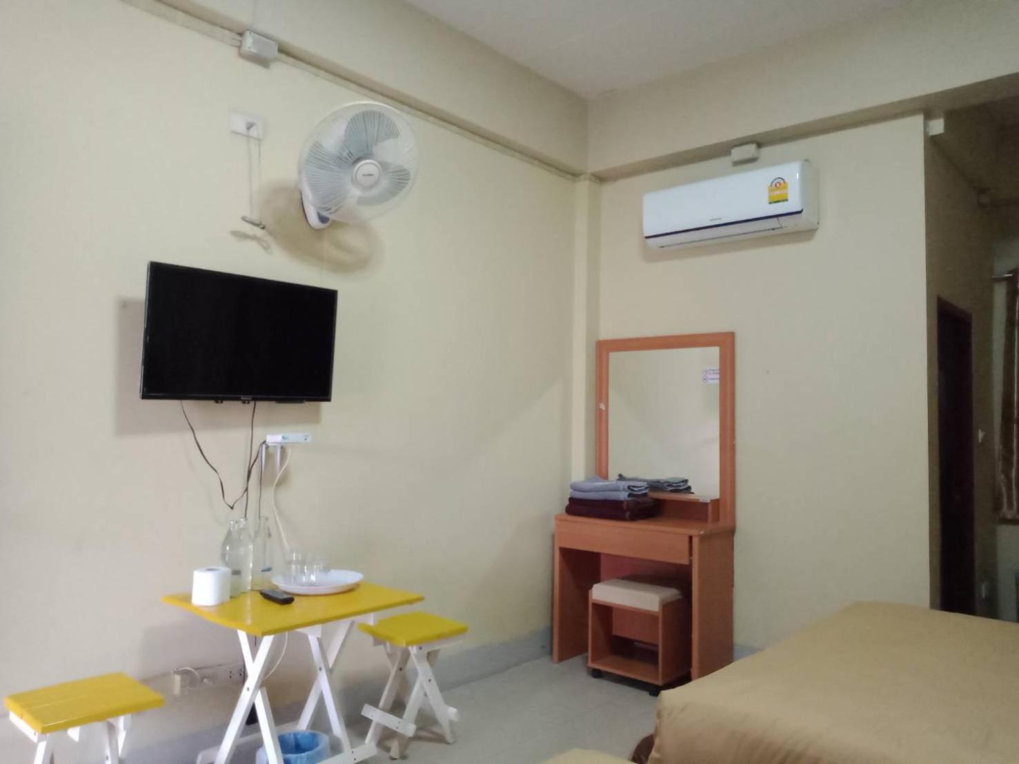 Quadruple Room - Photo 2