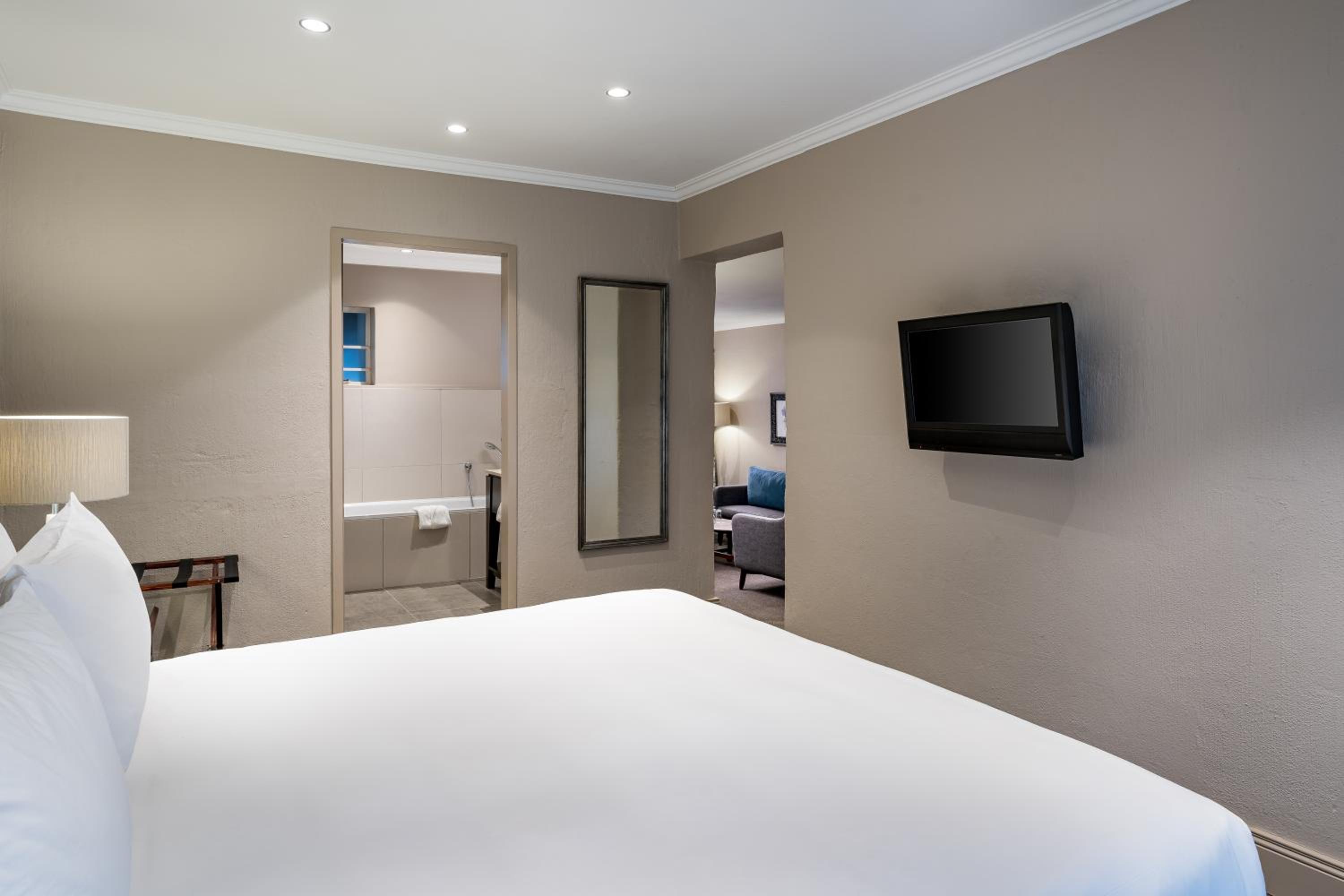 Standard Premium Room - Photo 5