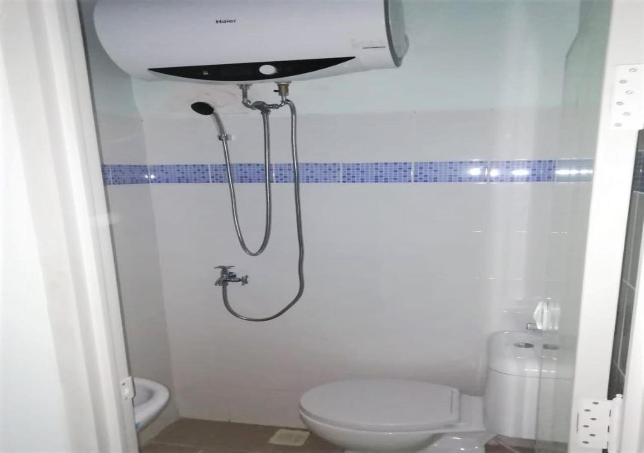 One-Bedroom Suite - Photo 12