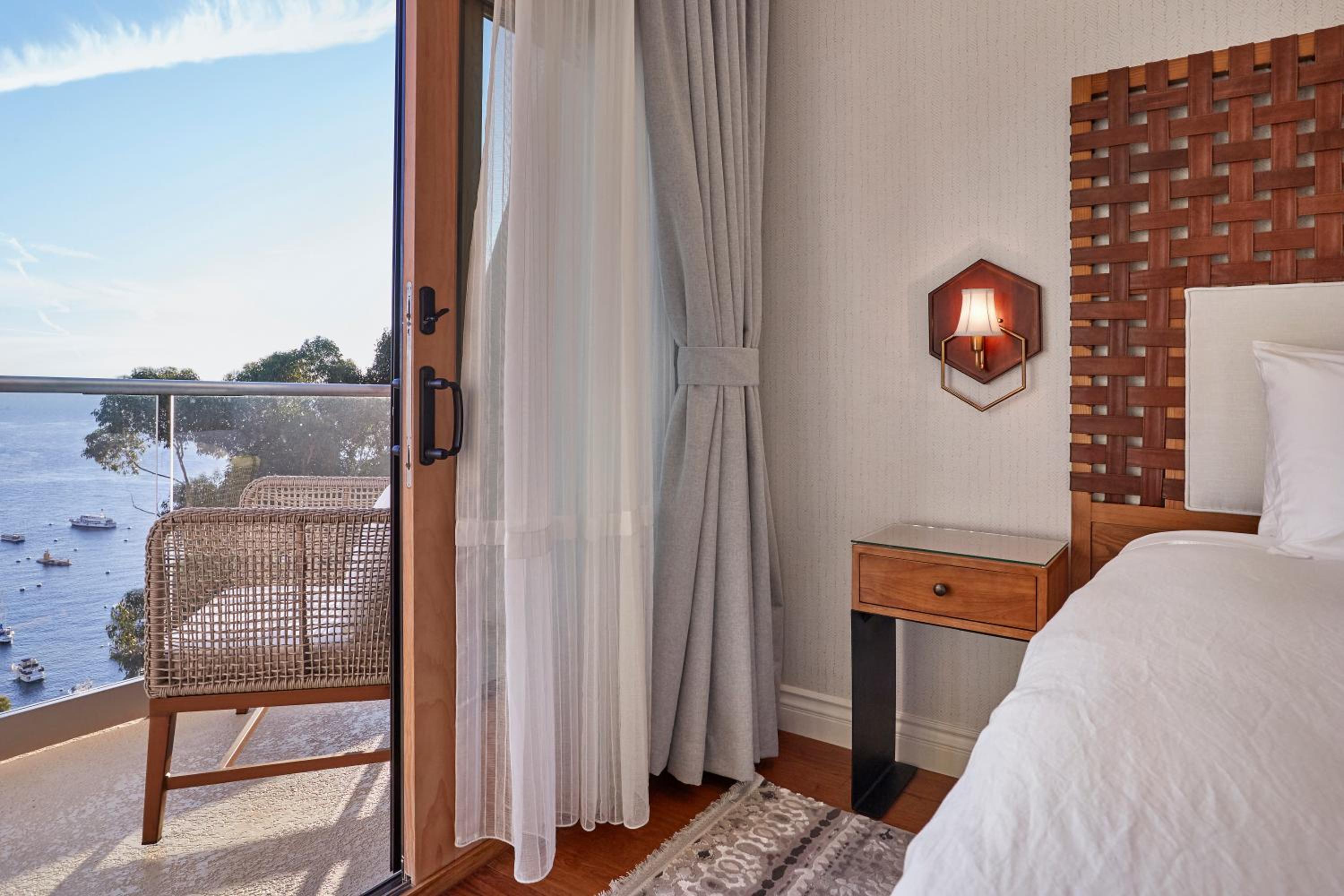 King Suite with Ocean View - Photo 16