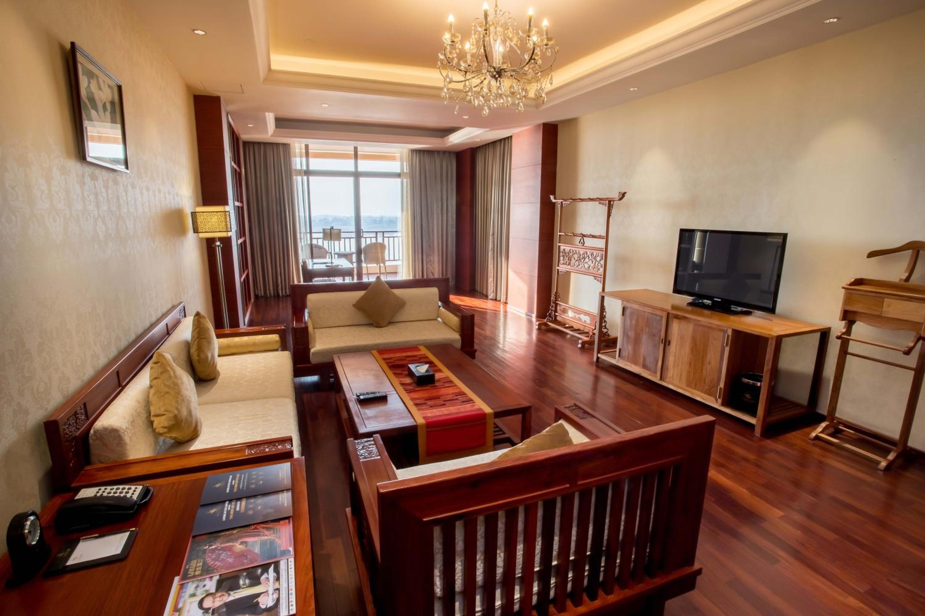 Executive Suite with Riverview