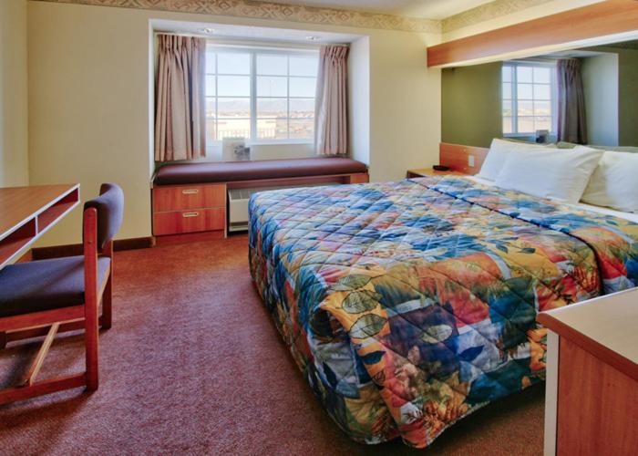 Queen Suite