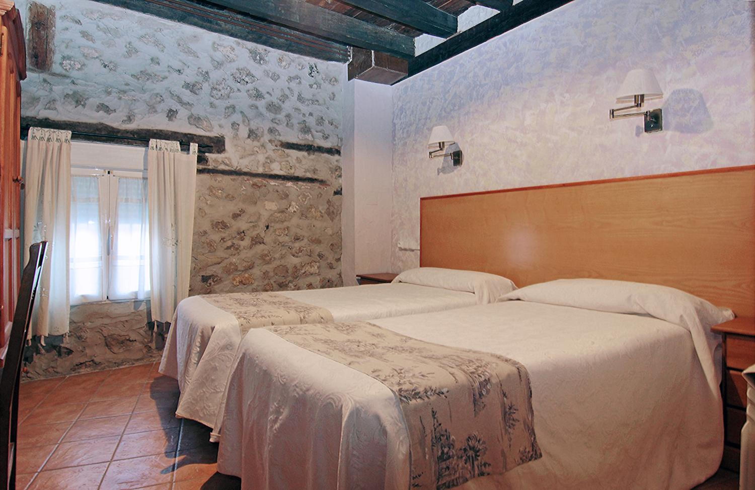 Habitación Estándar con Dos Camas Individuales