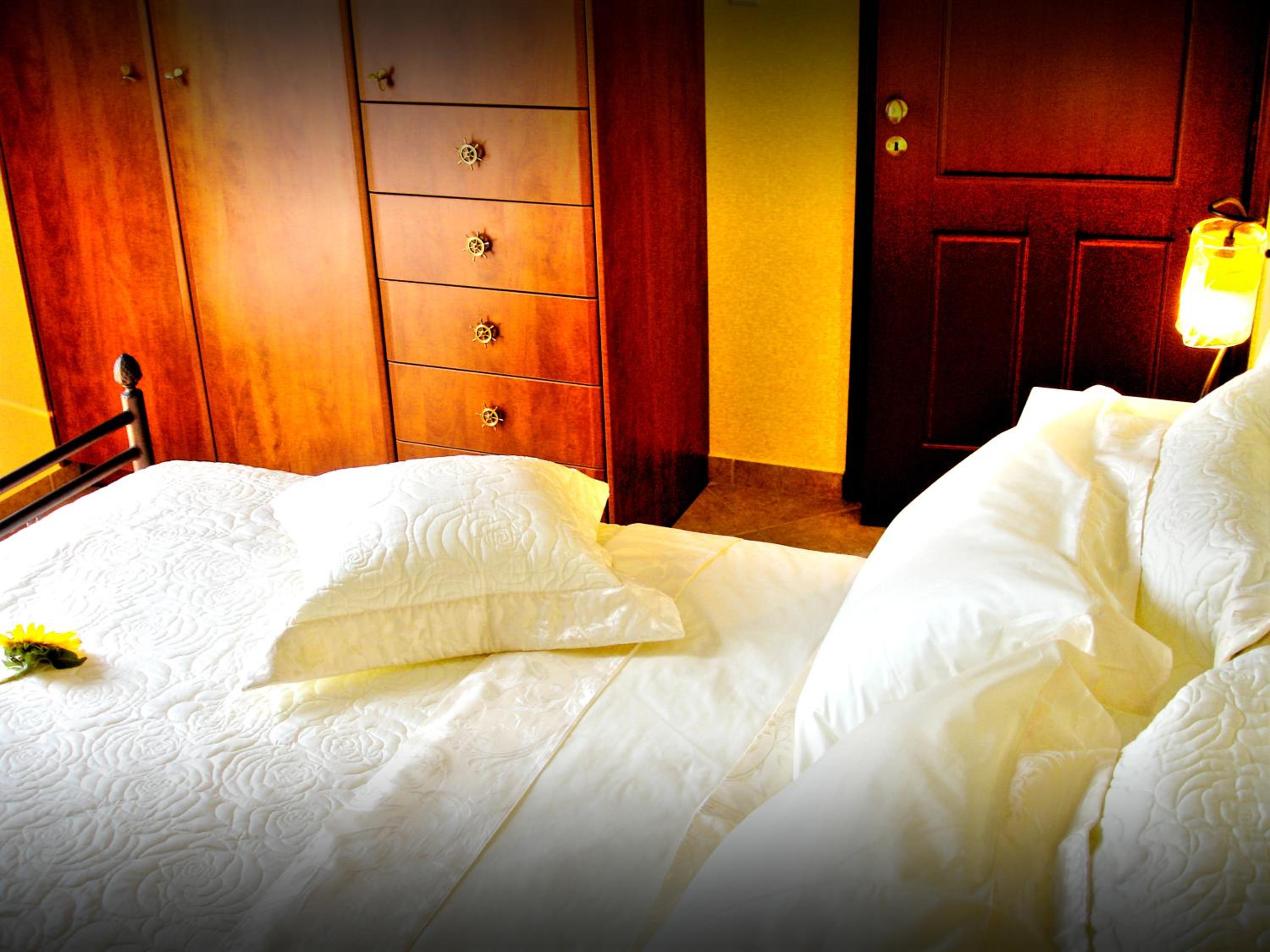 Deluxe House - Photo 2