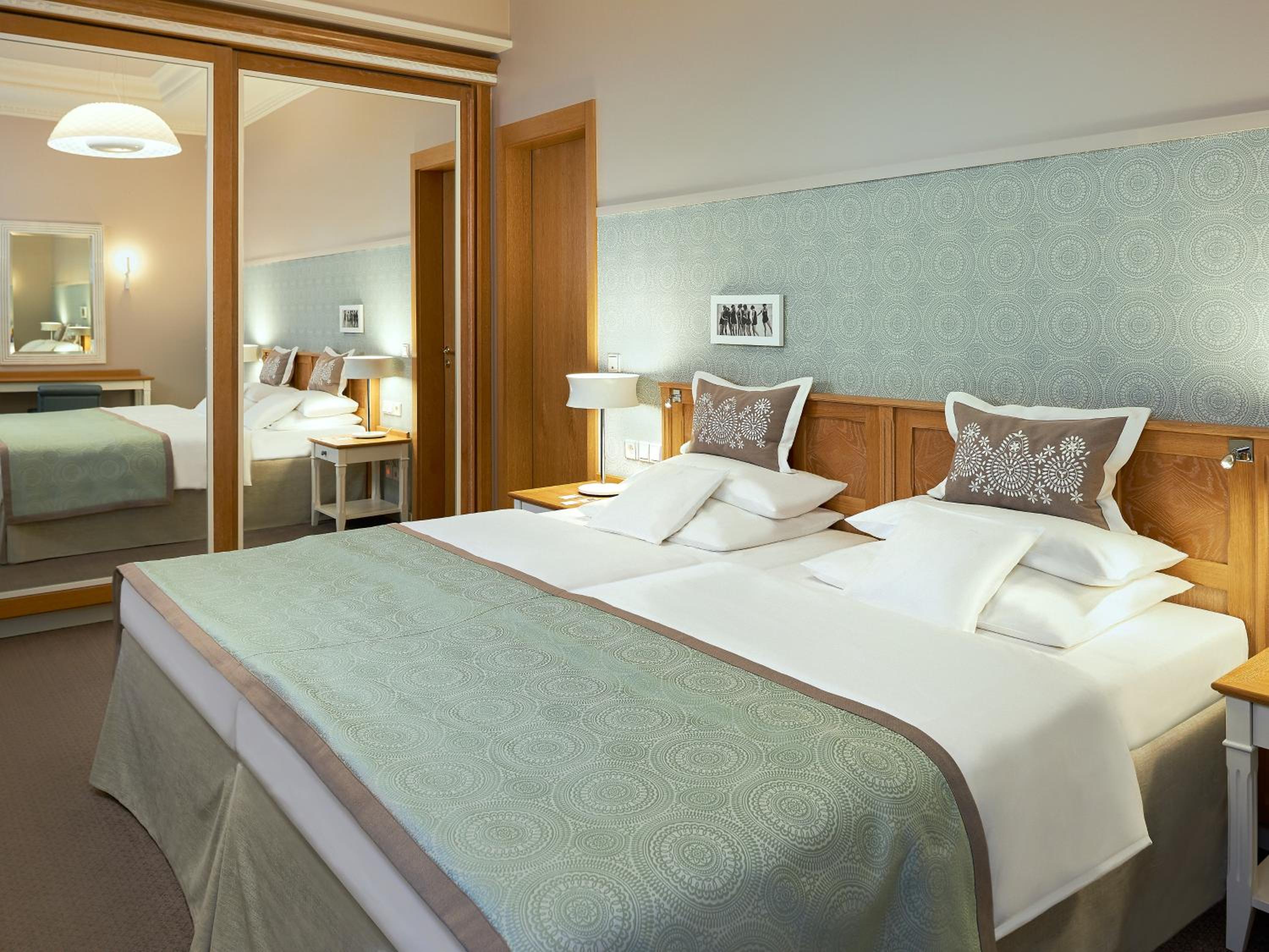 Junior Suite thumbnail 6