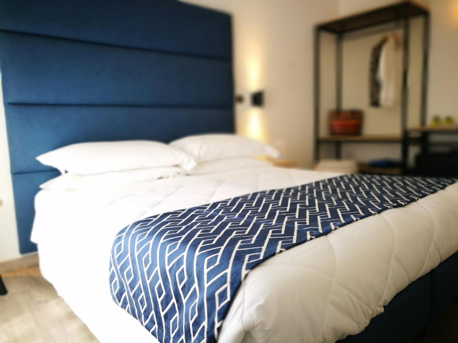 Double or Twin Room with Balcony photo 3