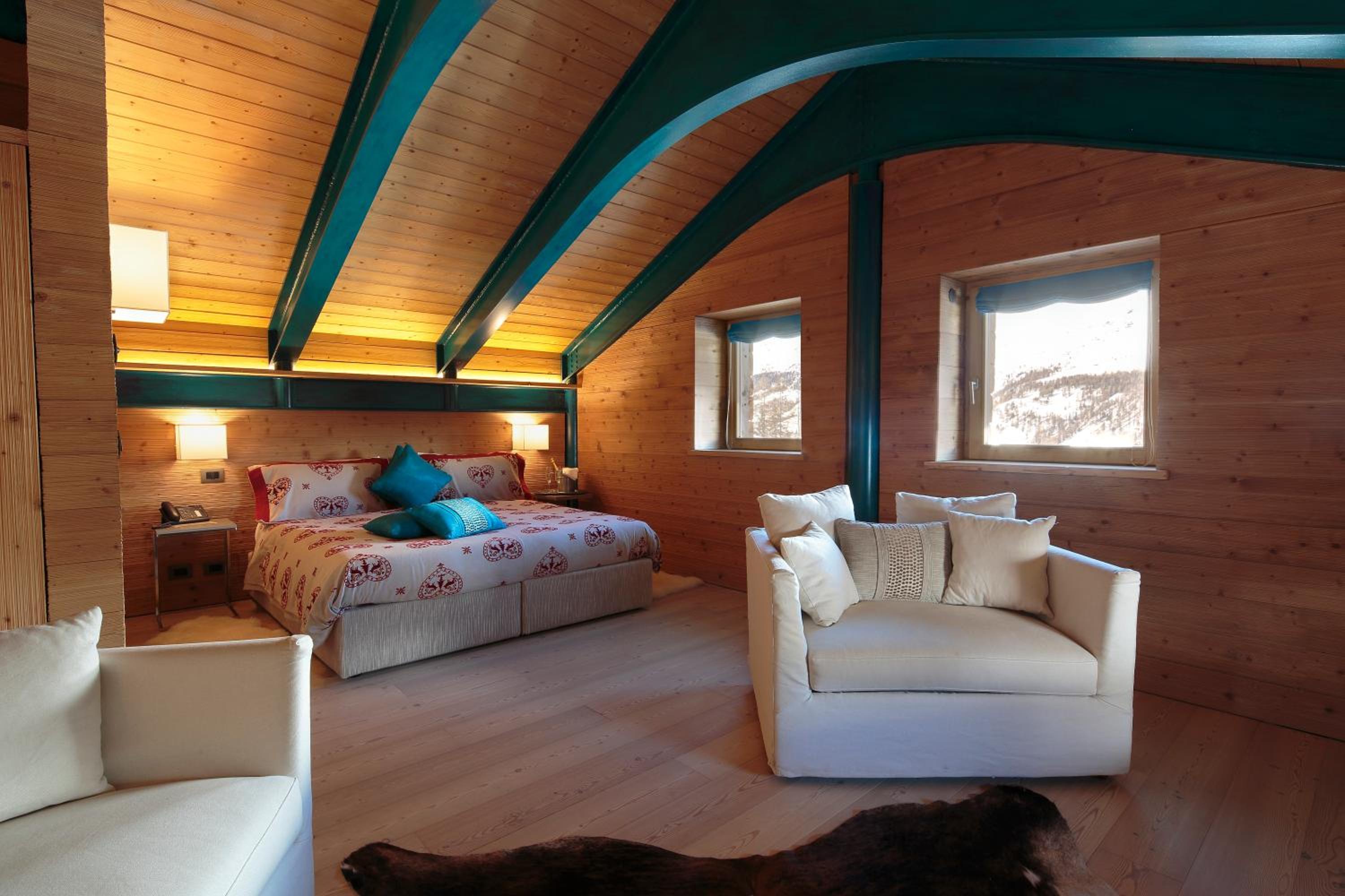 Suite - Photo 2