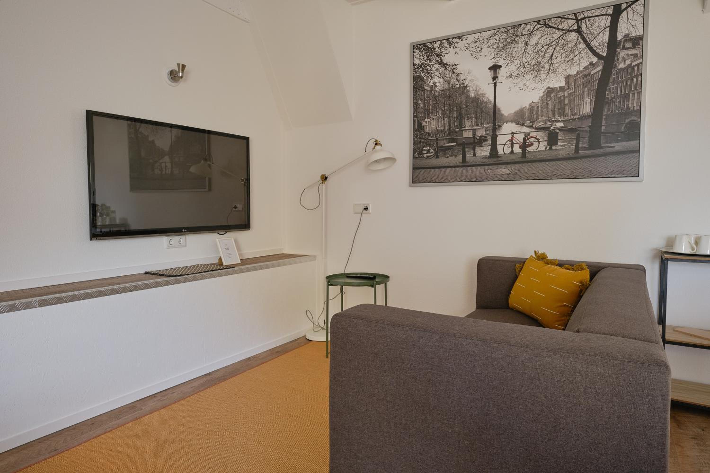 Superior Quadruple Room - Photo 6