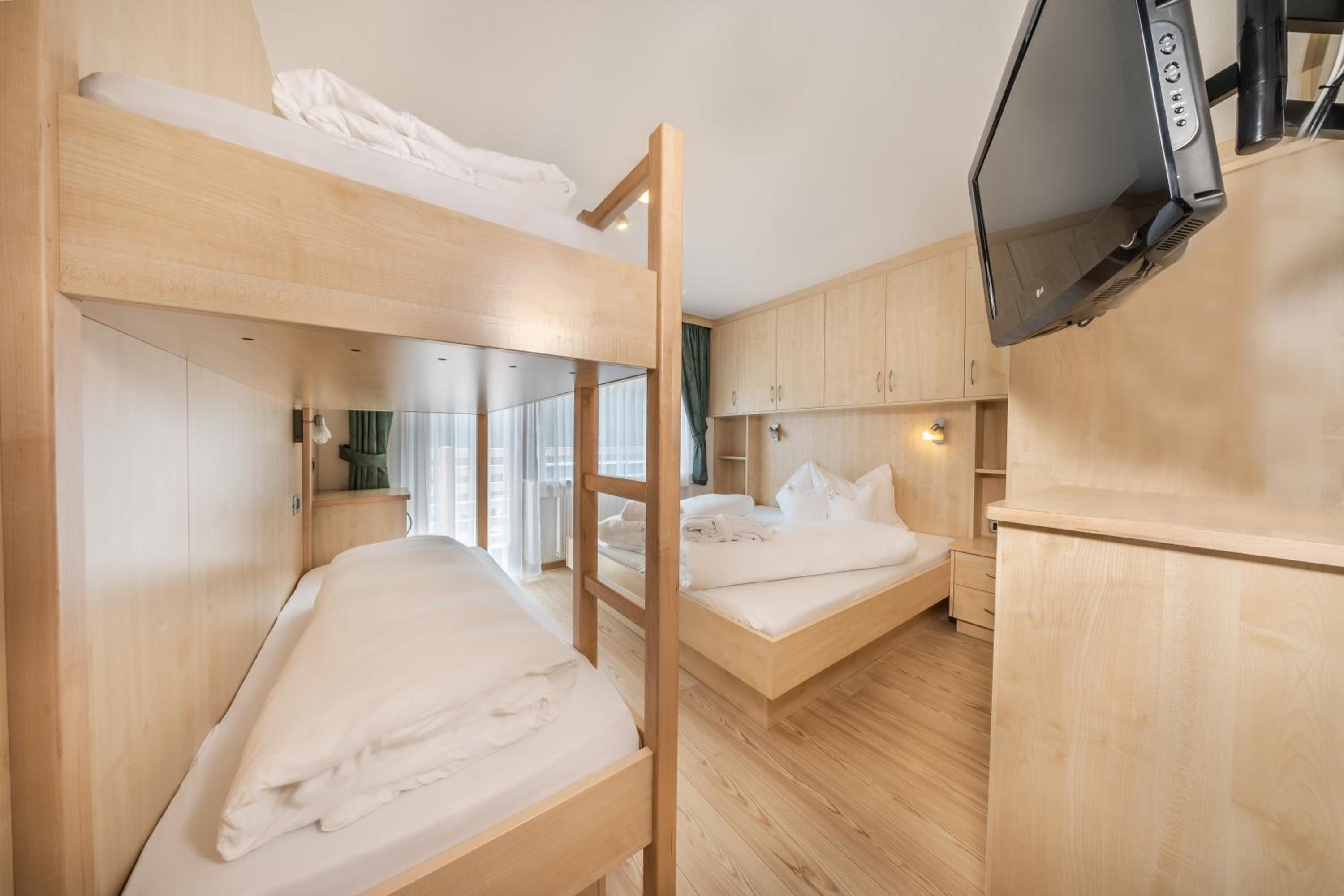 Superior Apartment photo 3