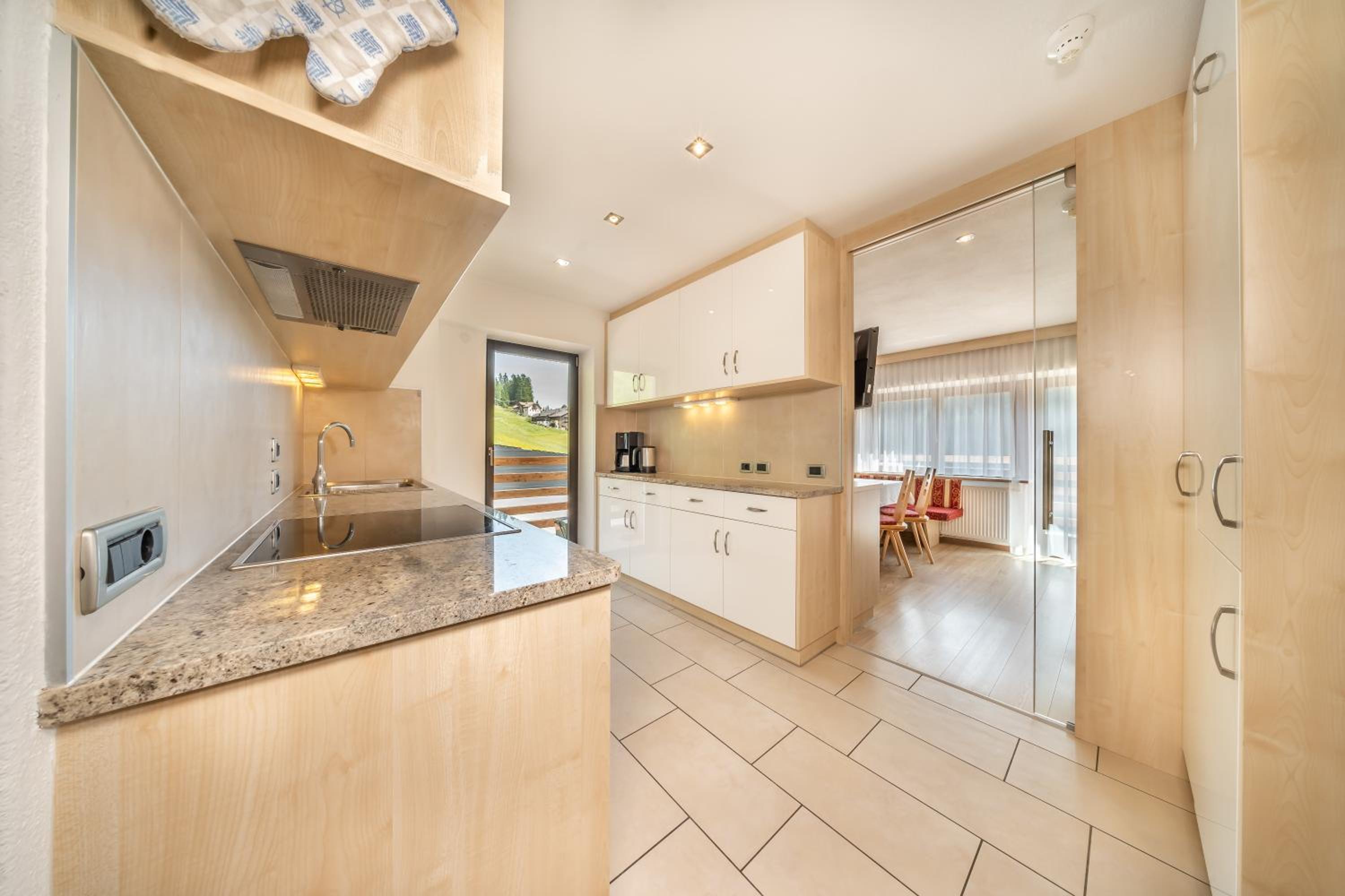 Superior Apartment photo 2