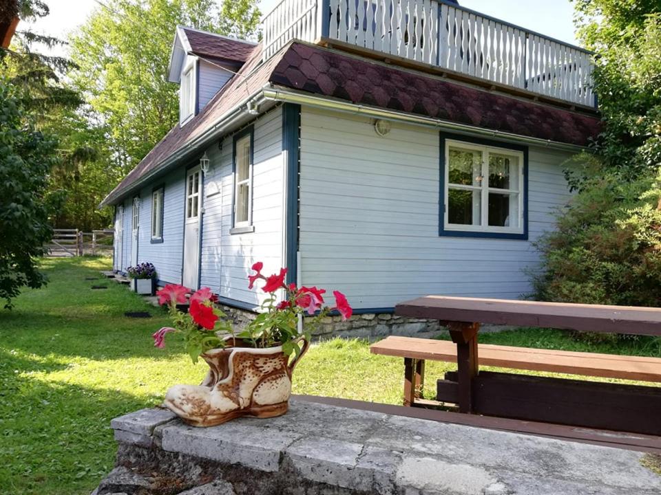 Three-Bedroom Holiday House photo 2