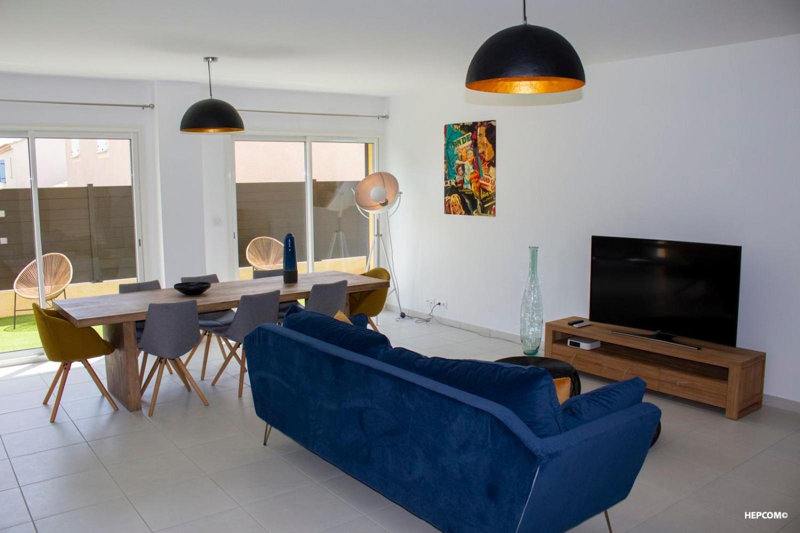 Villa photo 1