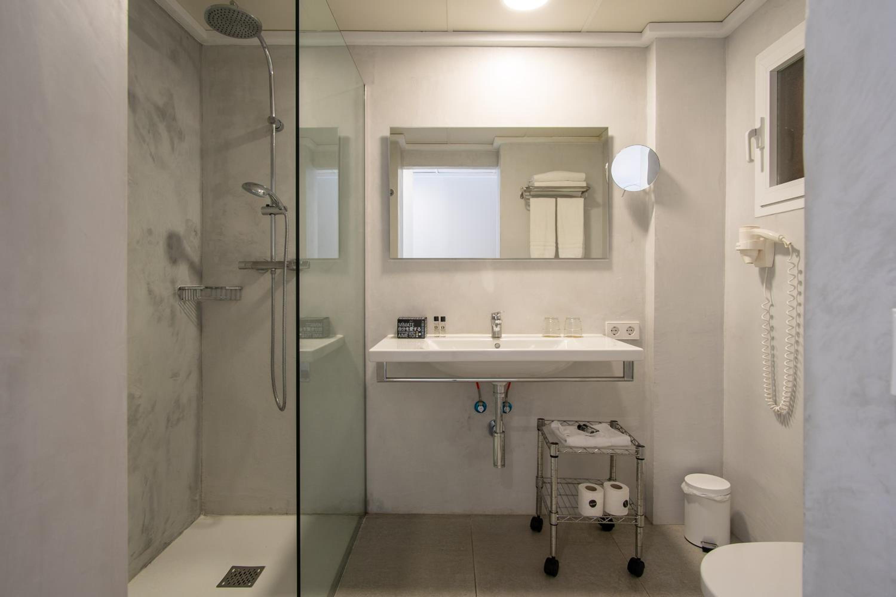 Premier Double Room with side Sea View - Photo 2