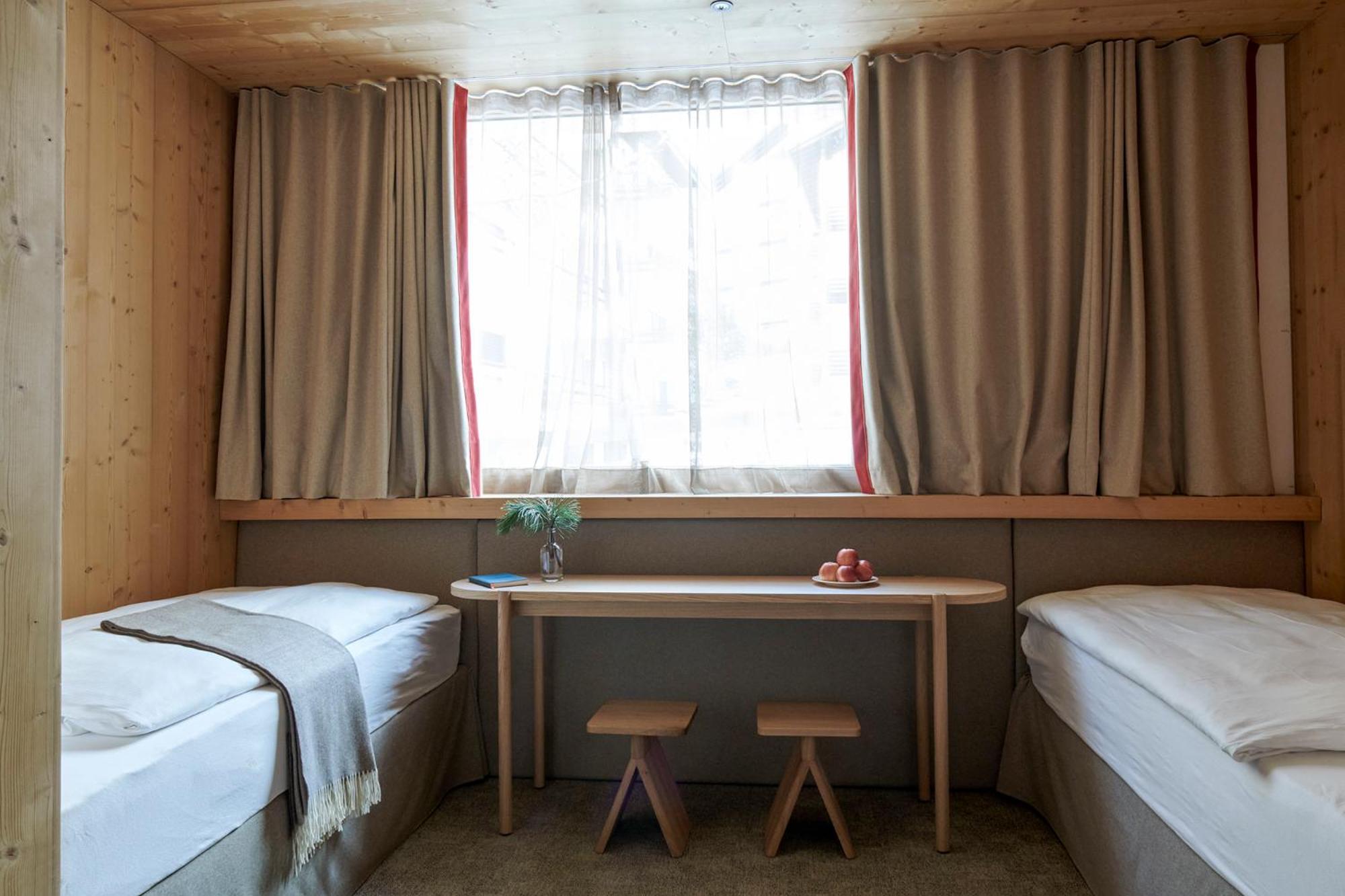 Twin Room - Disability Access - Photo 1