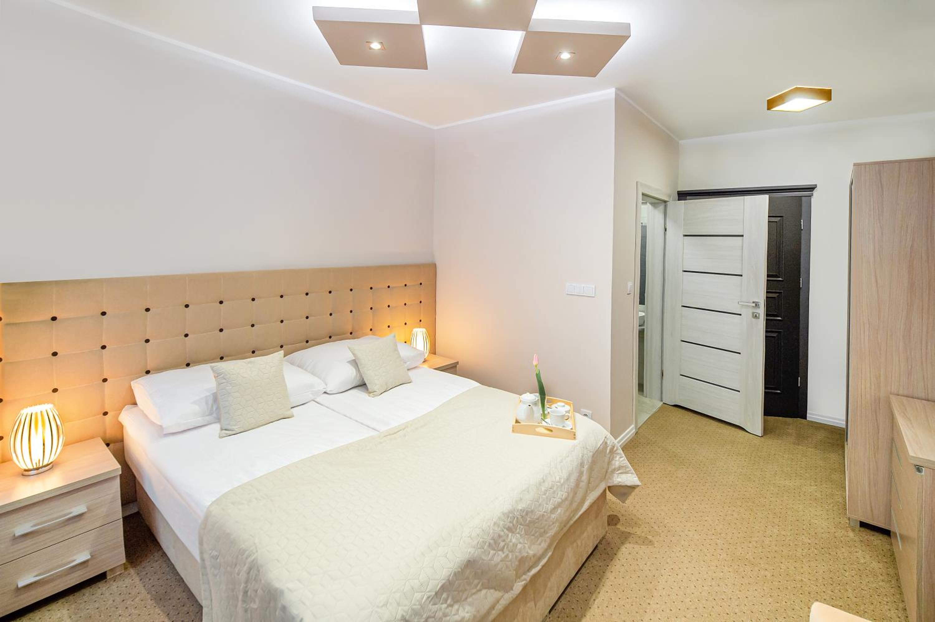 Standard Double or Twin Room photo 3